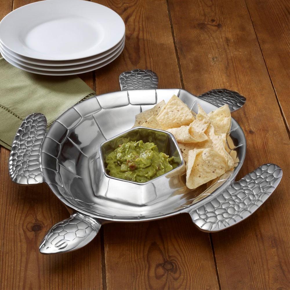Crunchy Turtle-Shaped Chips with Creamy Dip - Perfect for Parties, Snacking & Game Day Gatherings