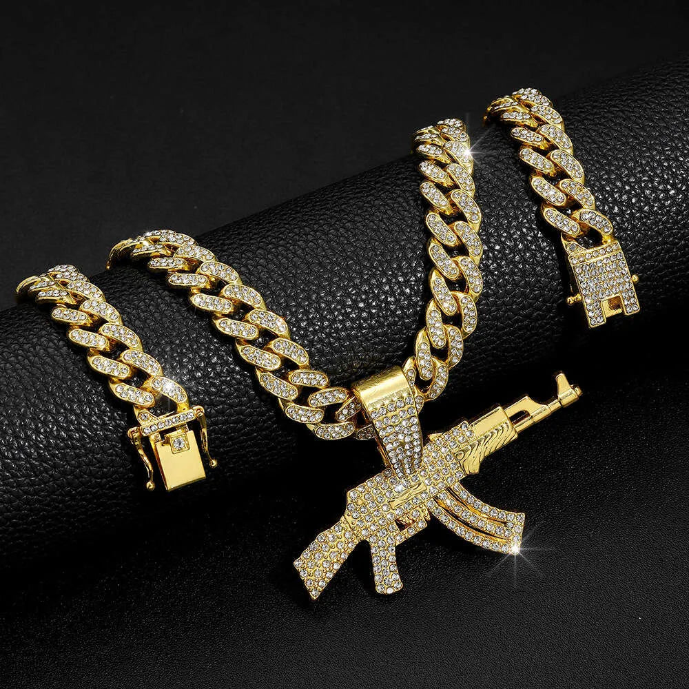 18K Gold AK47 Pendant Necklace for Men - Iced Out VVS Moissanite Hip Hop Gun Jewelry - Perfect for Rappers, Gangsta Style & Streetwear Fashion
