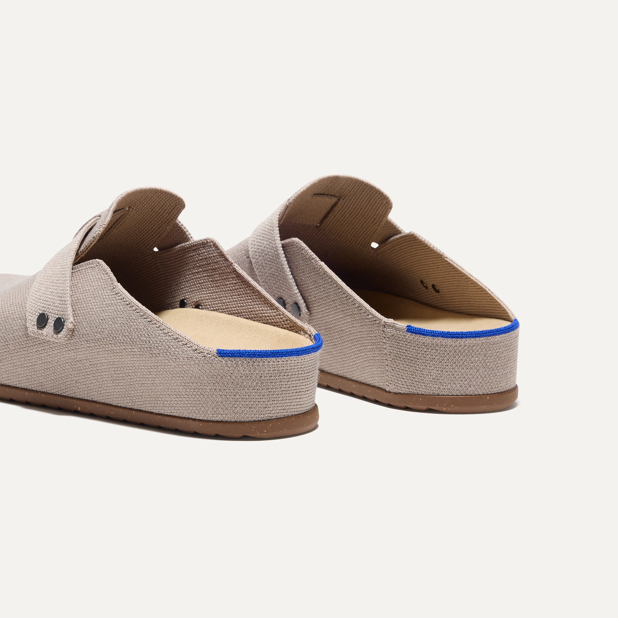 Men's Comfortable Slip-Resistant Clogs for Indoor & Outdoor Use - Perfect for Garden, Kitchen, and Casual Wear