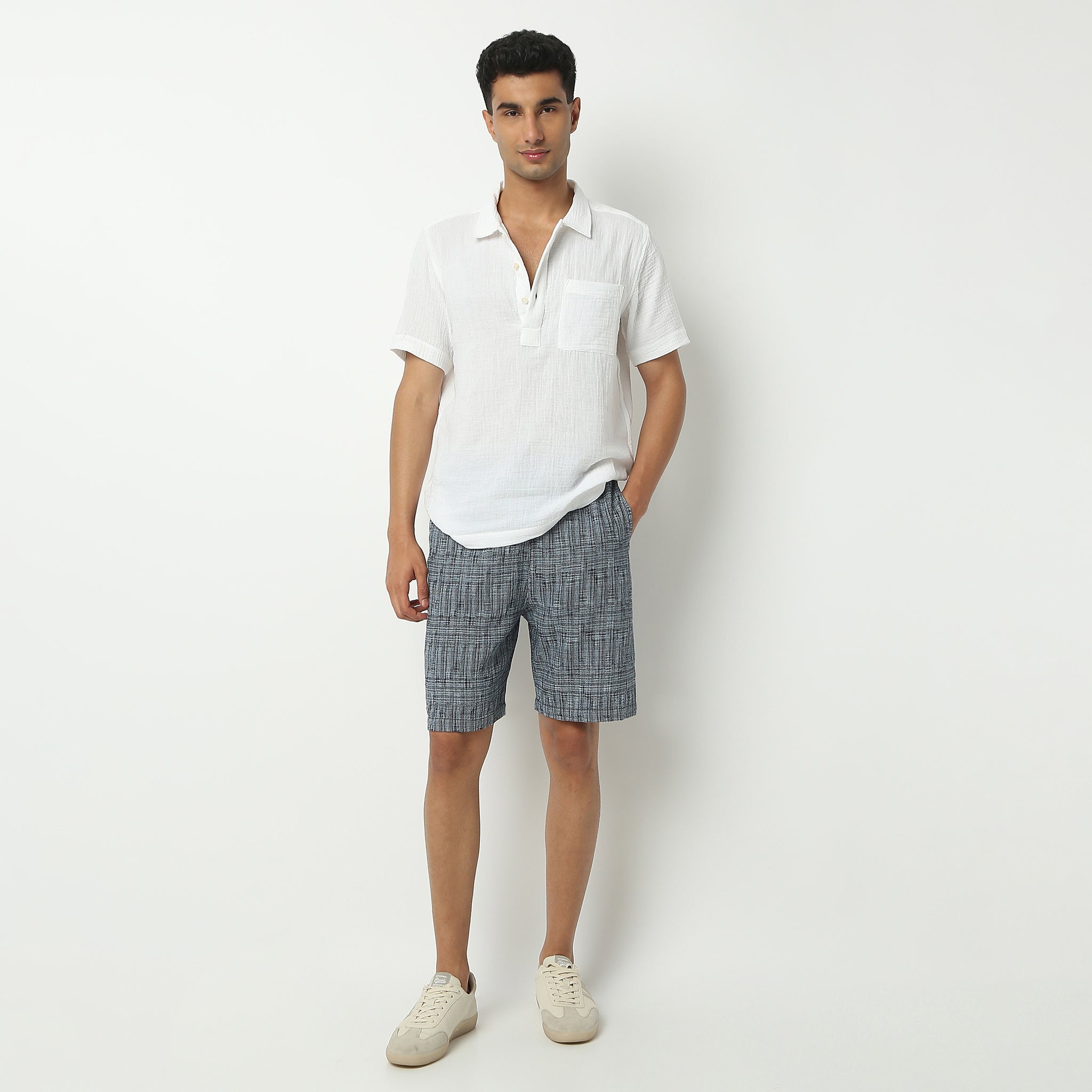 Stylish Knee-Length Textured Yarn-Dyed Pull-On Mood Shorts for Women - Perfect for Casual Outings, Summer Vacations & Lounge Wear