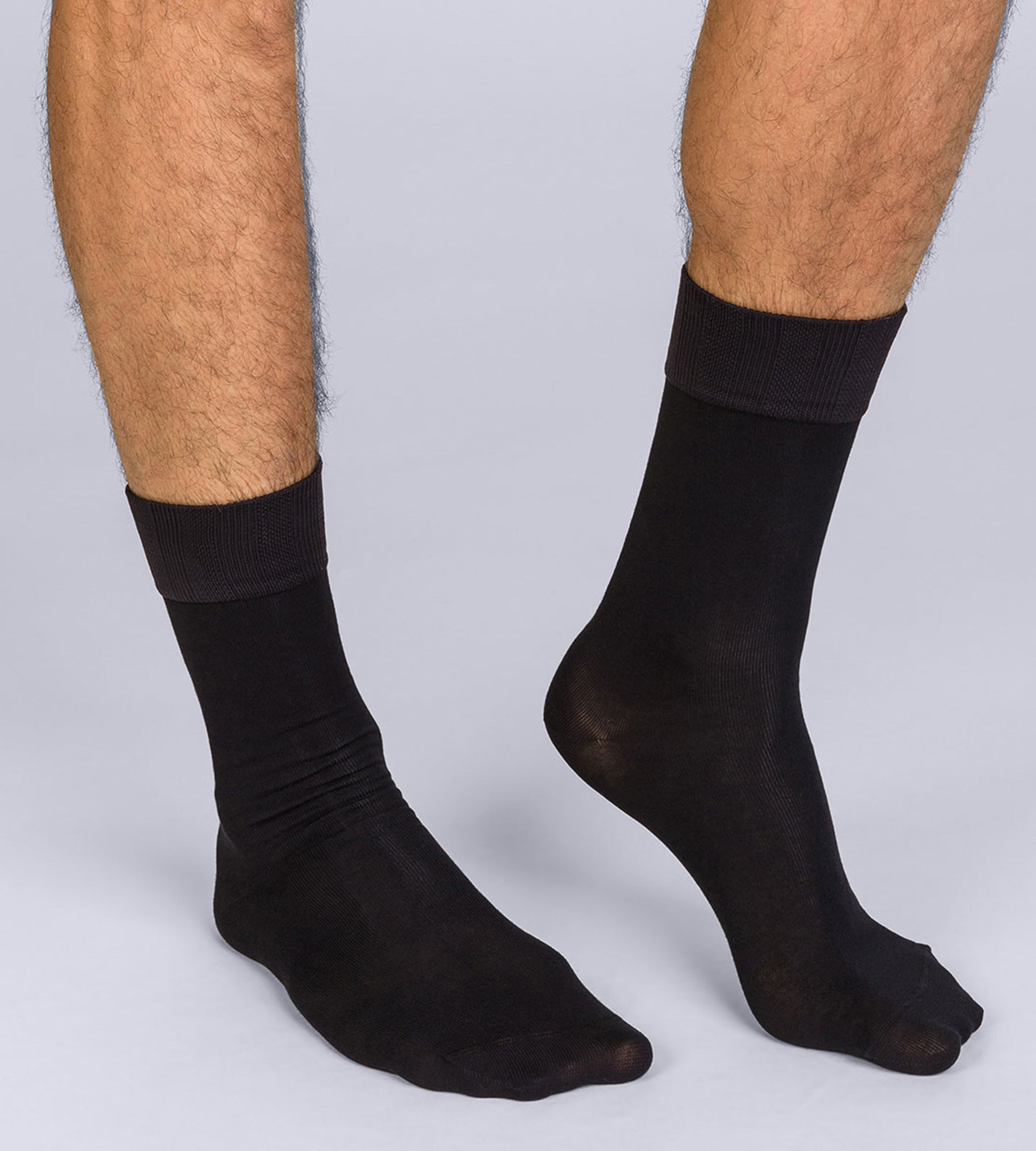 2 Pairs Men's Black Soft Touch Socks - Ultra Comfortable & Breathable for Daily Wear, Workouts, and Casual Outfits