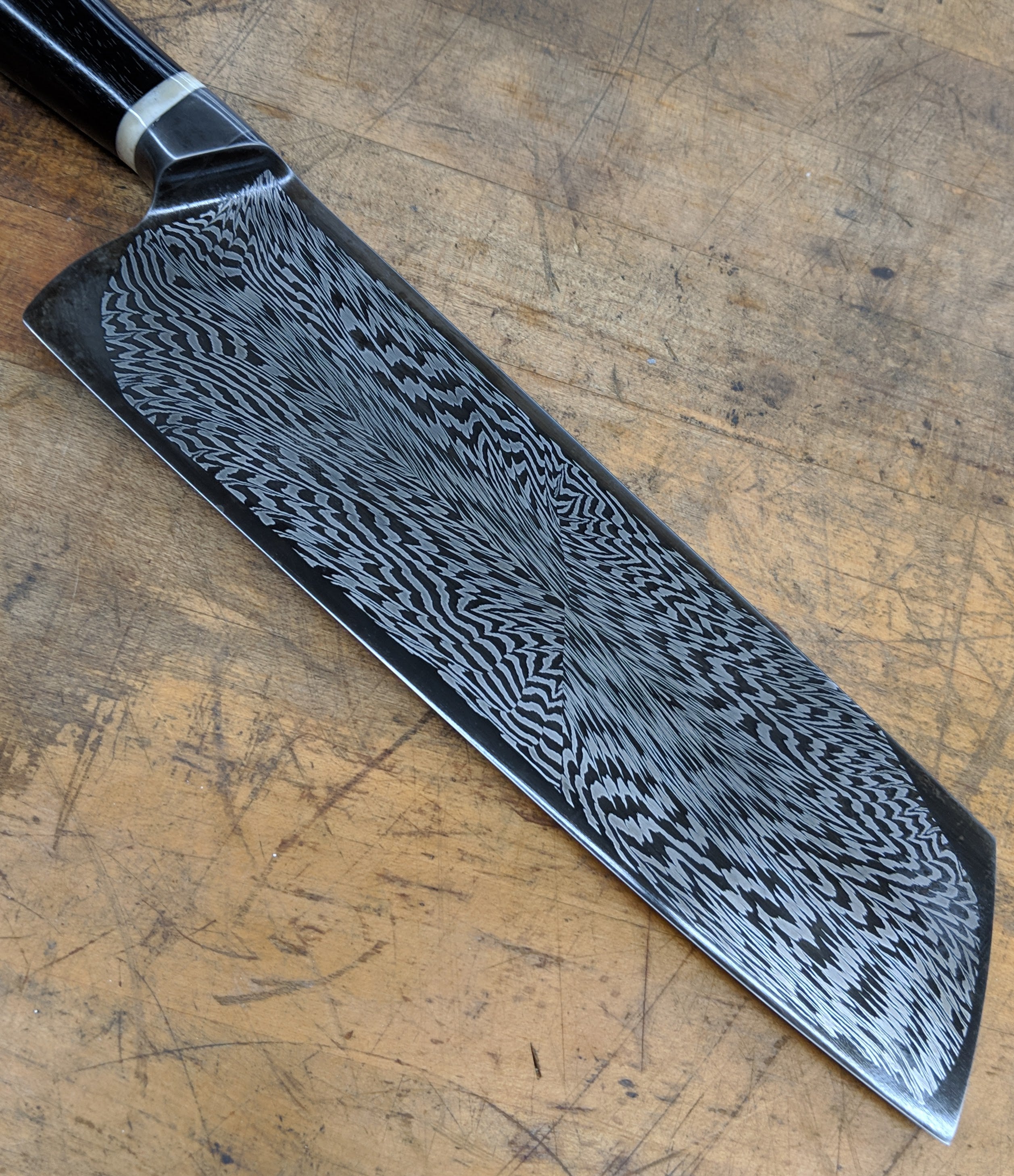 Blade and Hammer 9-Inch Damascus Steel Nakiri Knife - Professional Japanese Vegetable Knife for Chopping, Slicing & Dicing - Perfect for Home Chefs & Professional Kitchens