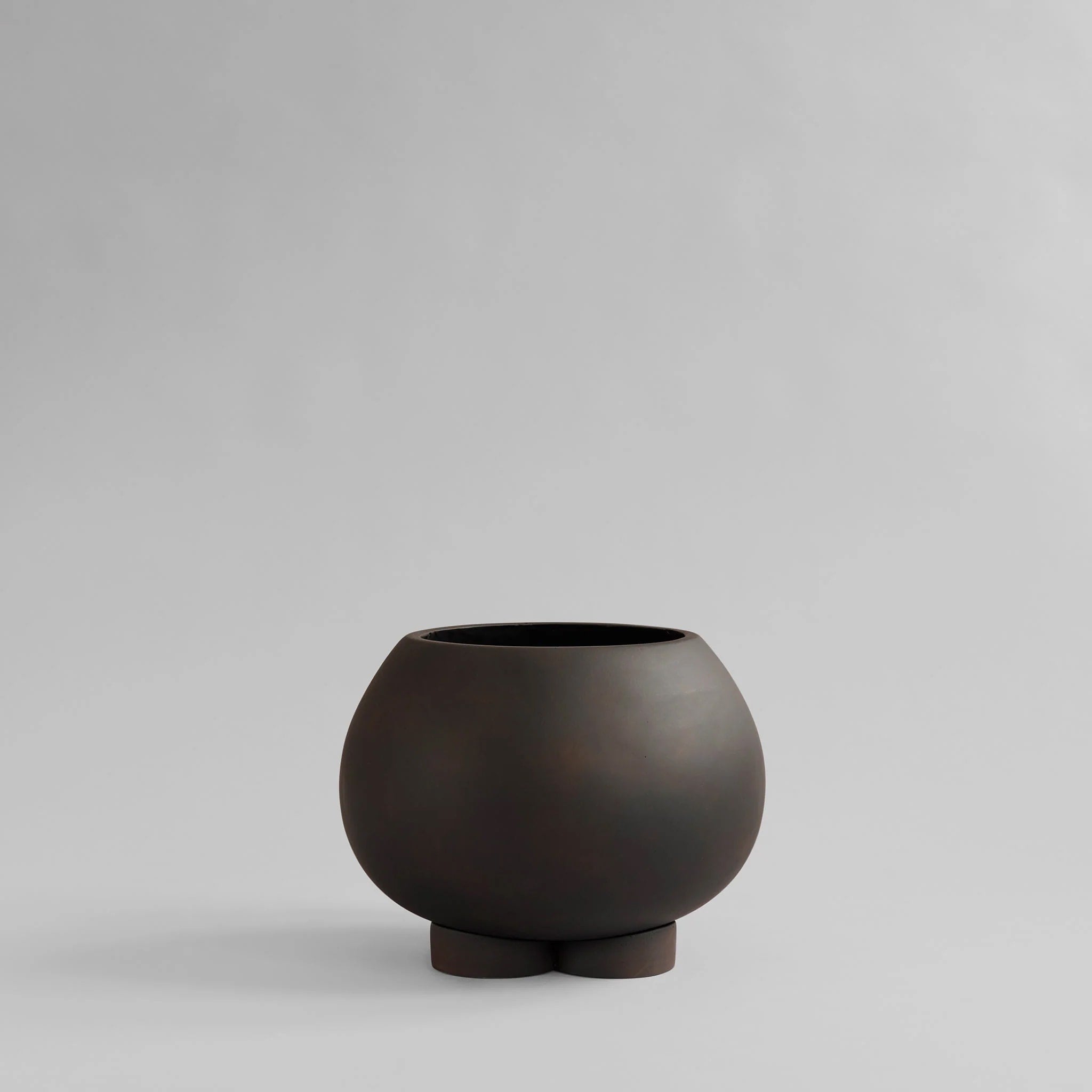 101 COPENHAGEN Urchin Plant Pot - Mini 3.5 Inch Ceramic Flower Pot in Coffee Brown - Perfect for Succulents, Cacti & Small Plants on Windowsills, Desks & Shelves