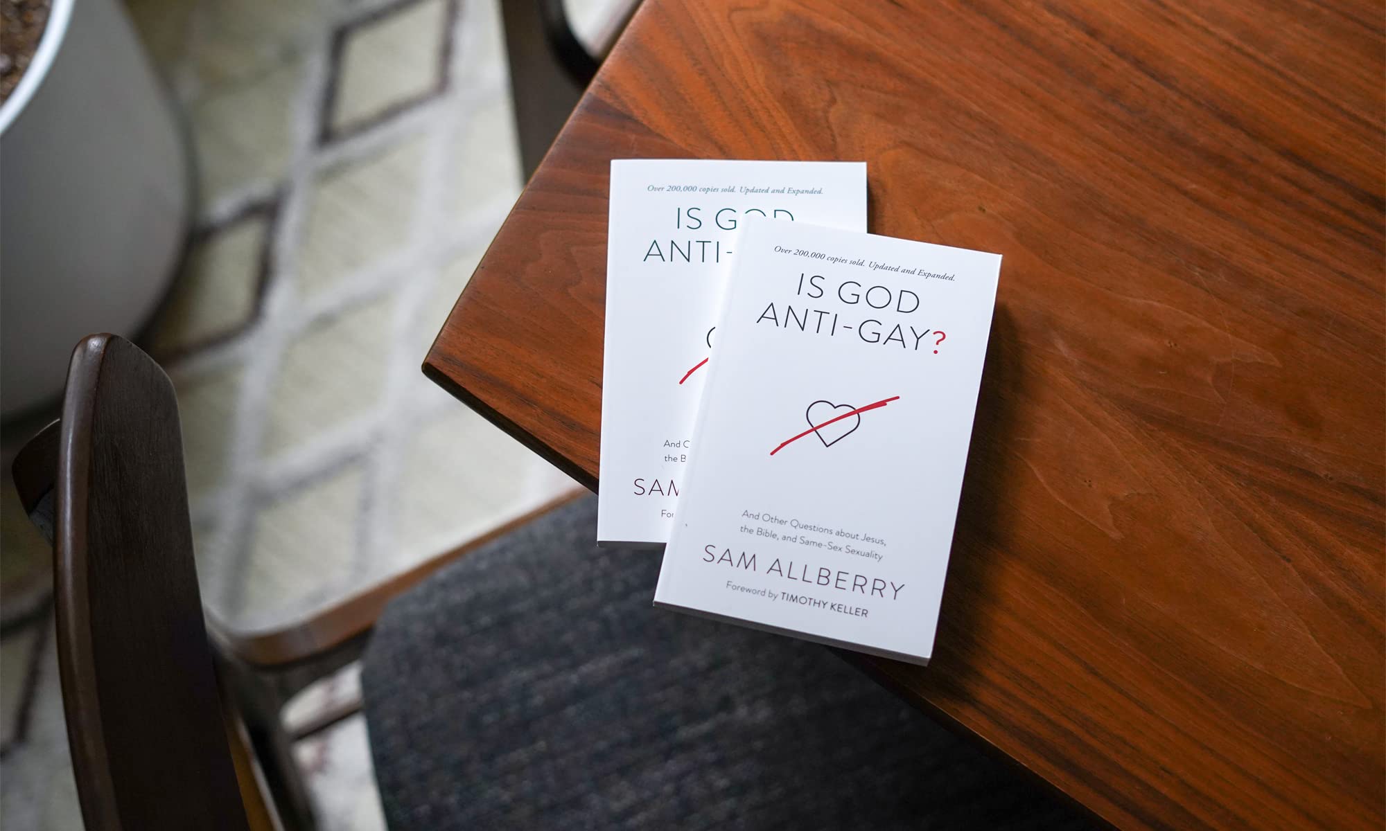 Is God Anti-Gay? Christian Book Exploring Jesus' Teachings on Same-Sex Sexuality & Bible Verses About Homosexuality - Understanding LGBTQ+ Faith, Marriage & Christianity for Personal Study & Church Discussions