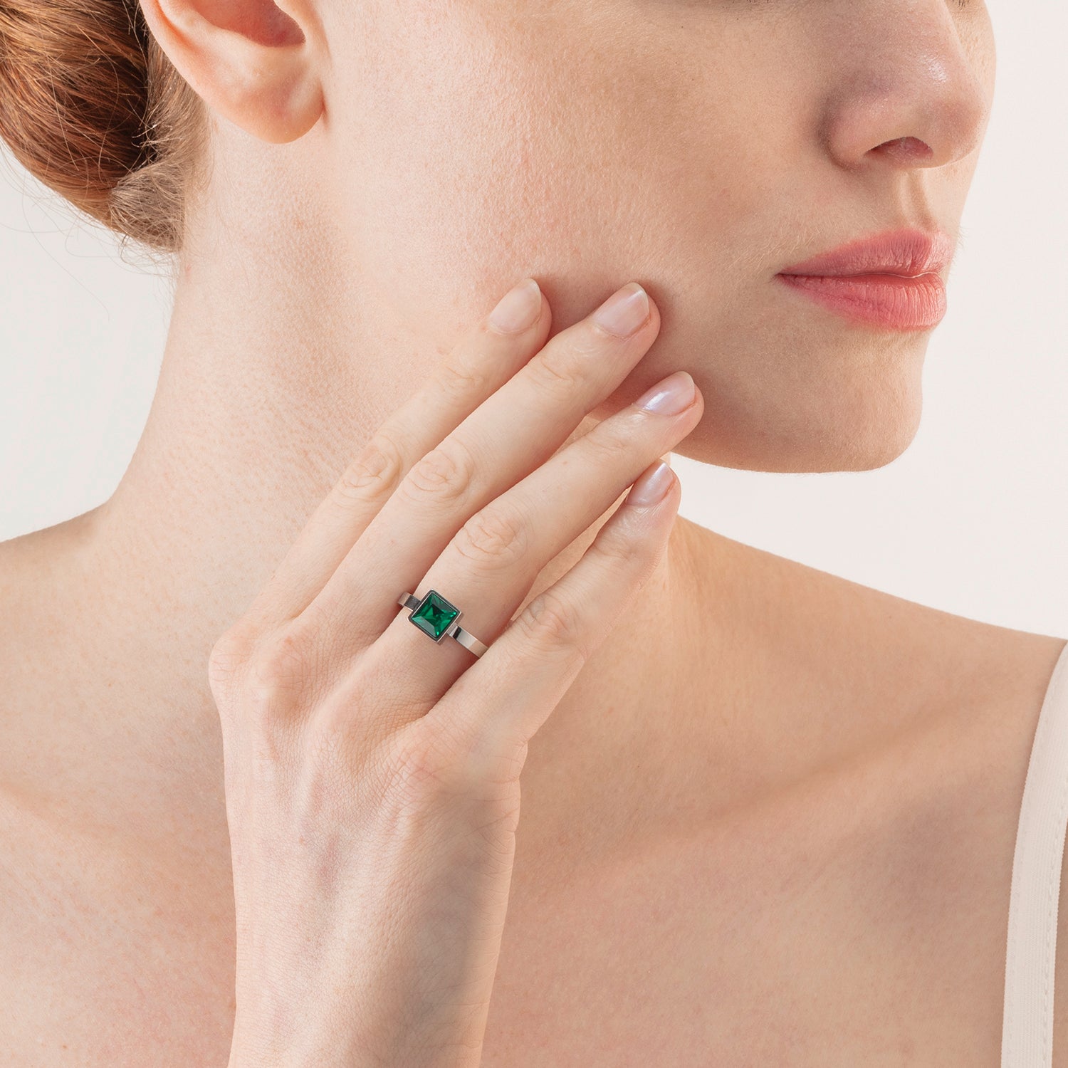 Elegant Square Big Ring in Sterling Silver with Dark Green Gemstone - Perfect for Parties, Weddings & Special Occasions