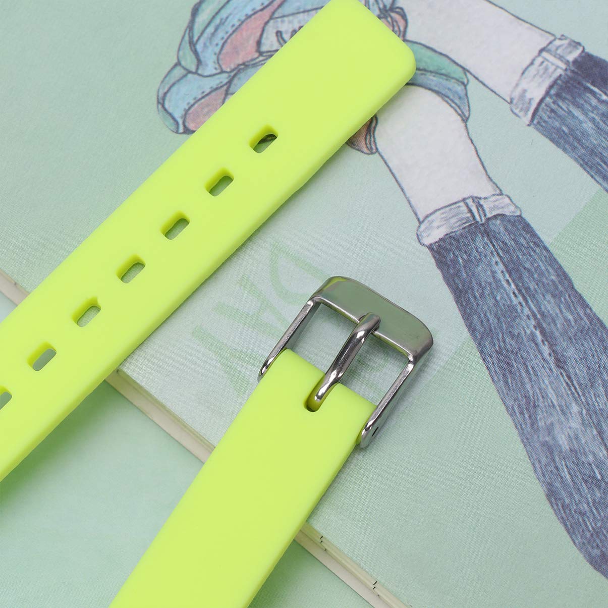 UKCOCO Adjustable Silicone Watch Band Replacement Strap - Durable, Comfortable, Waterproof - Perfect for Running, Swimming & Everyday Wear