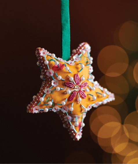 Christmas Star Ornament Set of 2 - Shimmering Holiday Tree Decorations for Xmas, Home & Party Decor - Perfect for Christmas Trees, Gift Wrapping & Festive Celebrations