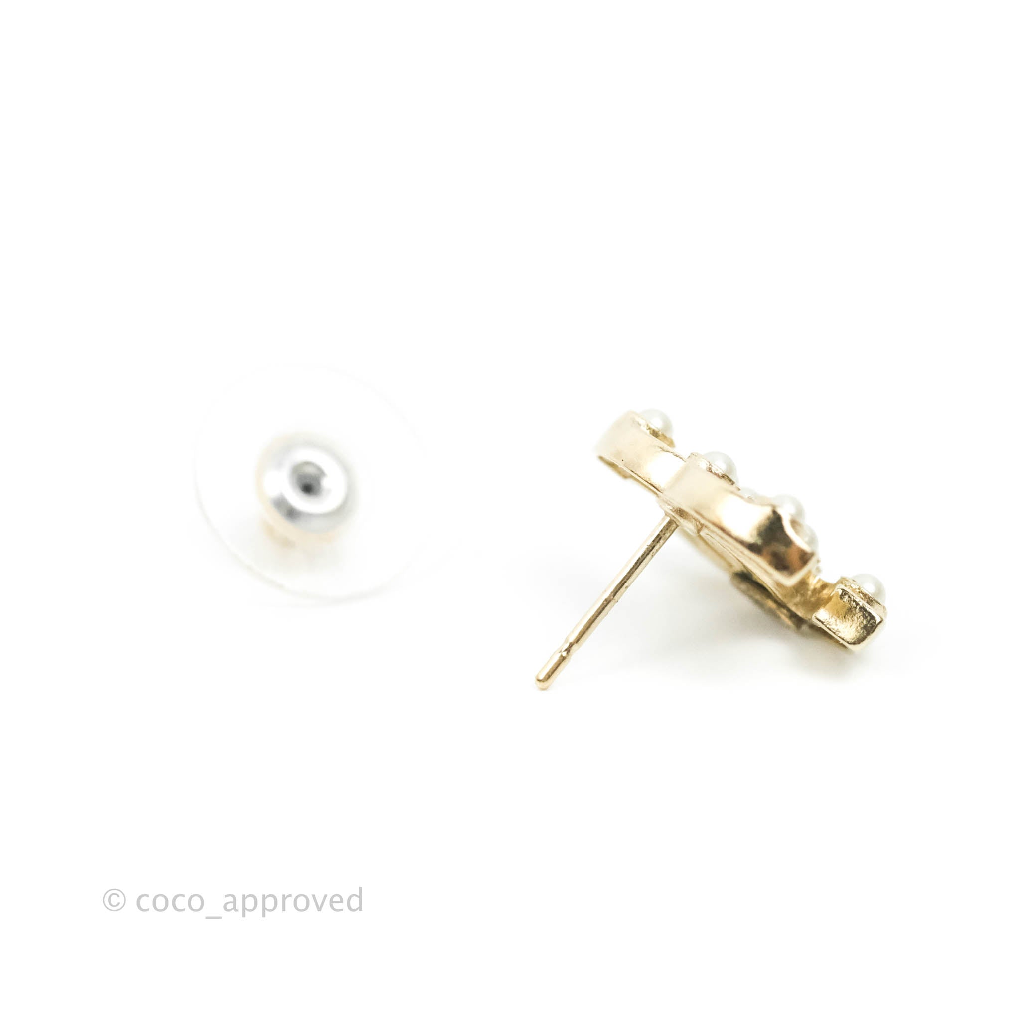 Chanel CC Pearl Earrings in Gold Tone - 14P Luxury Fashion Jewelry for Women | Perfect for Parties, Weddings & Special Occasions