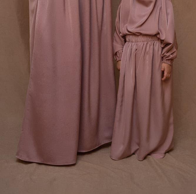 Light Pink Coraal KIDS Prayer Gown - Mommy and Me Islamic Prayer Khimar Collection for Girls | Perfect for Mosque, Eid, and Family Prayer Time