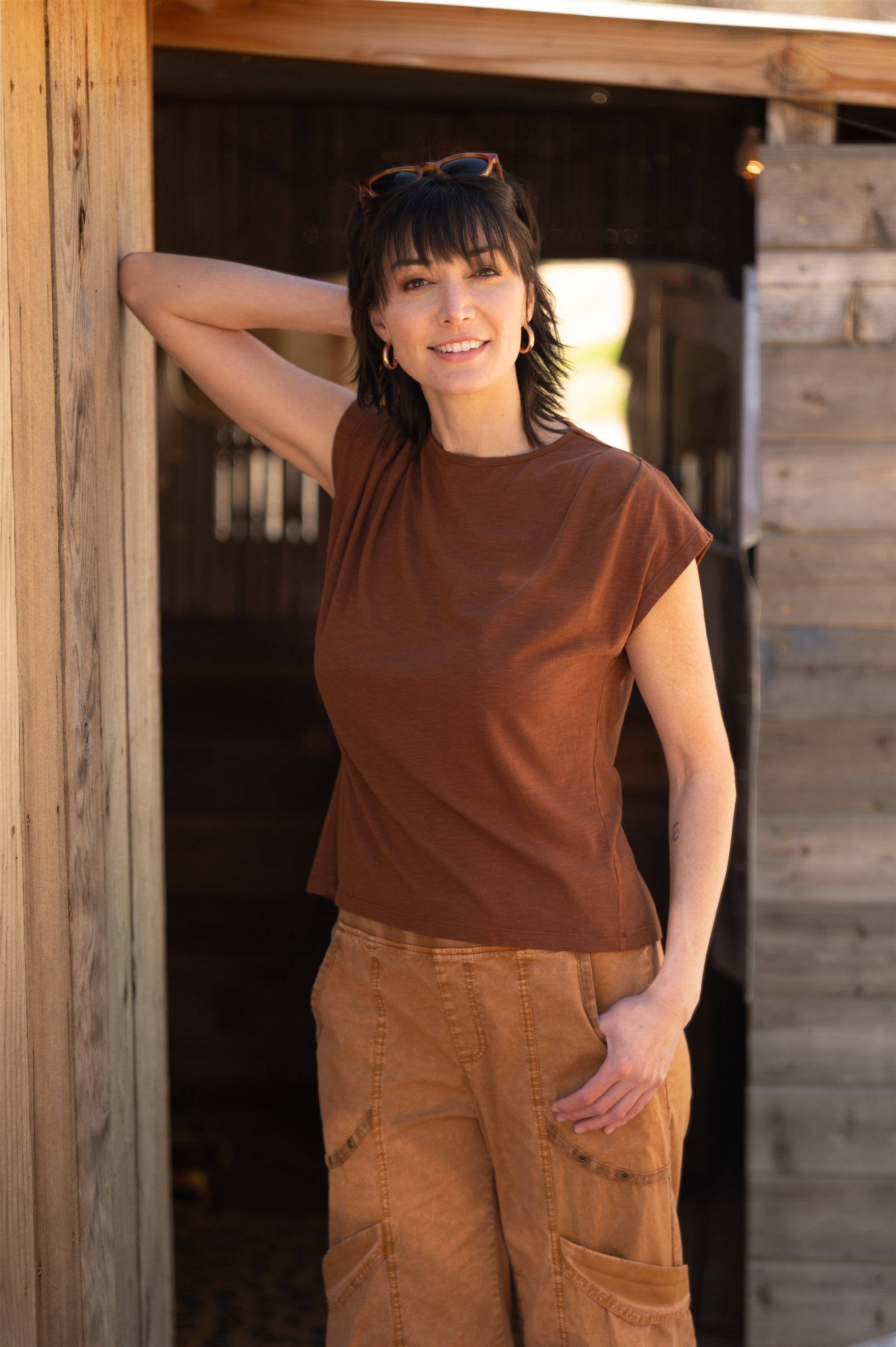 Slub Arwen Top Russet Pigment Dye Women's T-Shirt - Casual Boho Chic Blouse for Everyday Wear & Layering