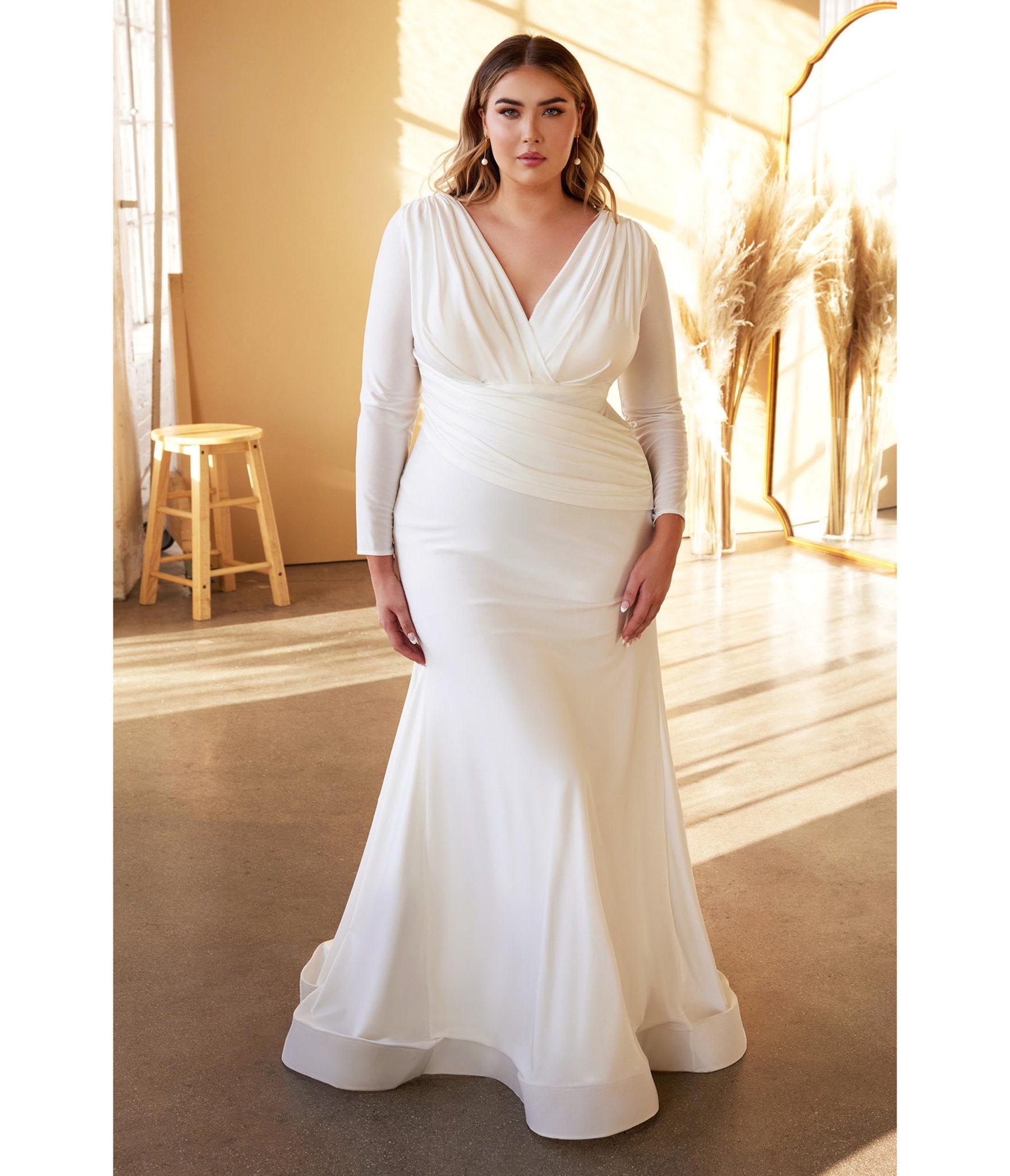 Elegant Plus Size White Mermaid Wedding Dress for Women - Perfect for Beach Weddings, Formal Ceremonies & Bridal Photoshoots