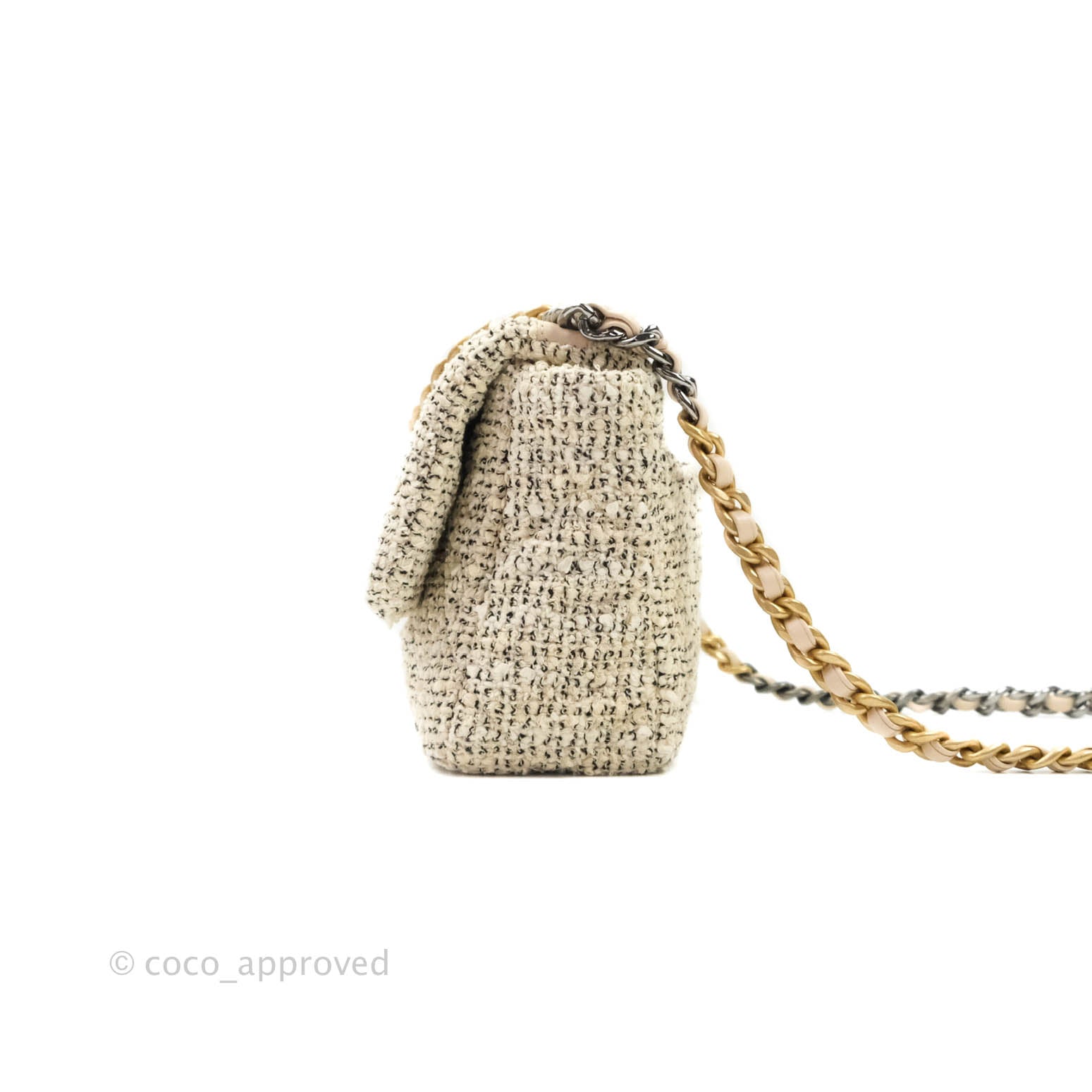Chanel 19 Small Tweed Handbag in Oreo Cream with Mixed Hardware - Perfect for Everyday Luxury & Special Occasions