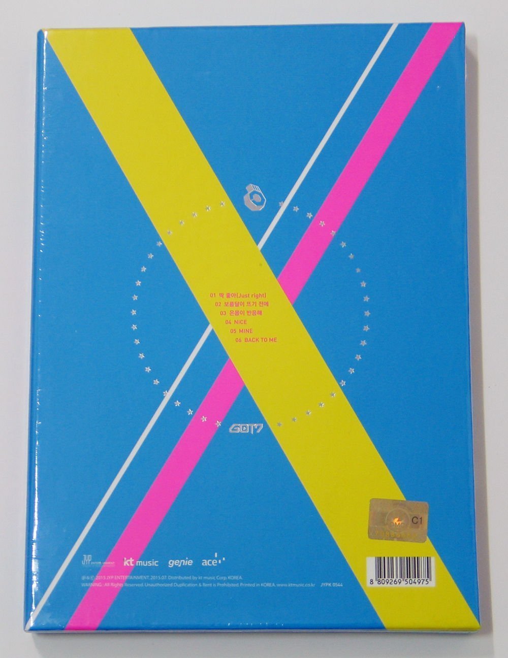 GOT7 - JUST RIGHT (3rd Mini Album) K-Pop CD + Exclusive Photocards Set | Perfect for K-Pop Collectors & Gift for Fans