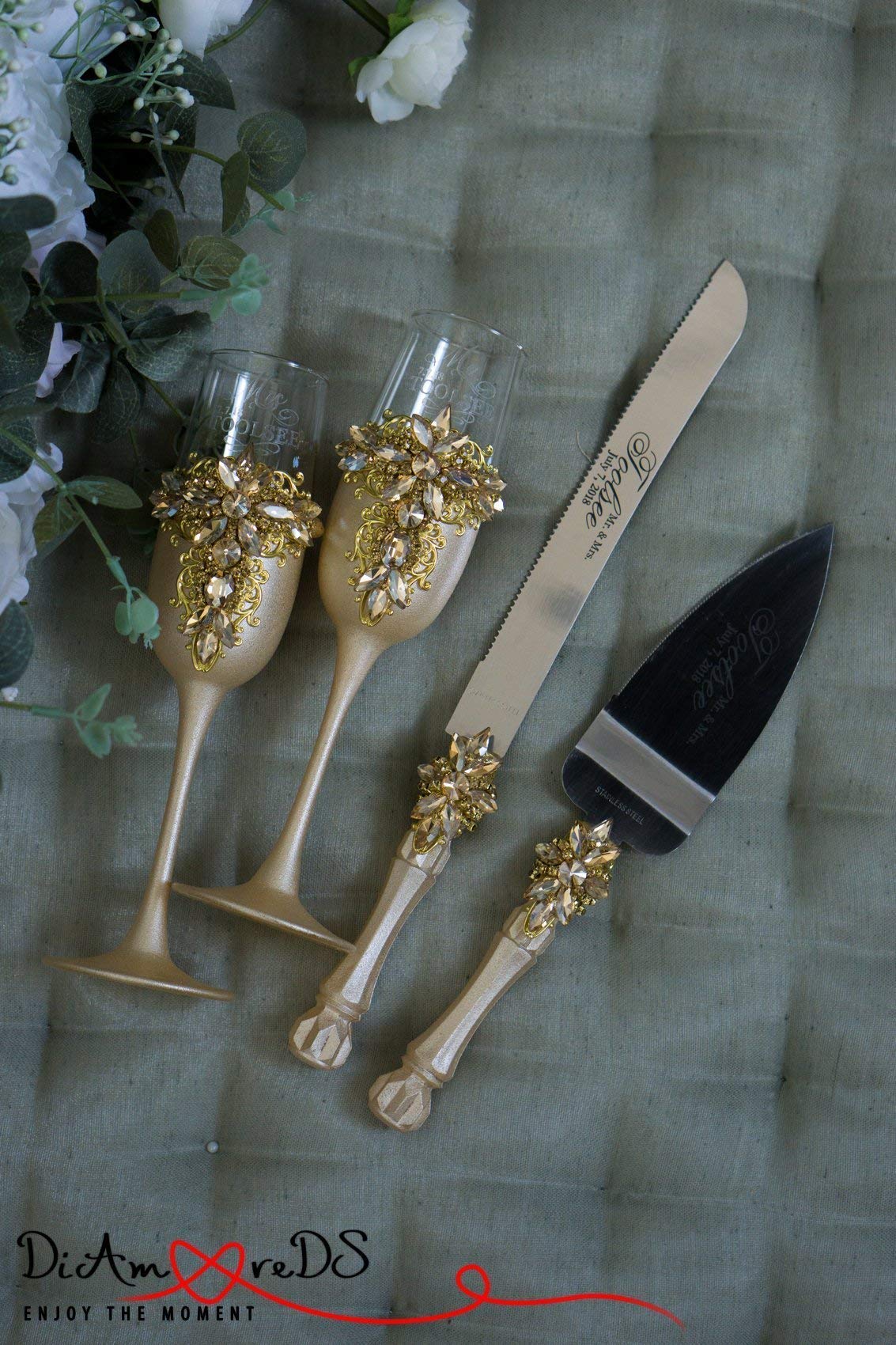 Elegant Gold Wedding Flutes & Cake Server Set - Premium Wedding Cake Cutting Kit - Champagne Toasting Glasses for Bridal Showers, Receptions & Anniversary Celebrations