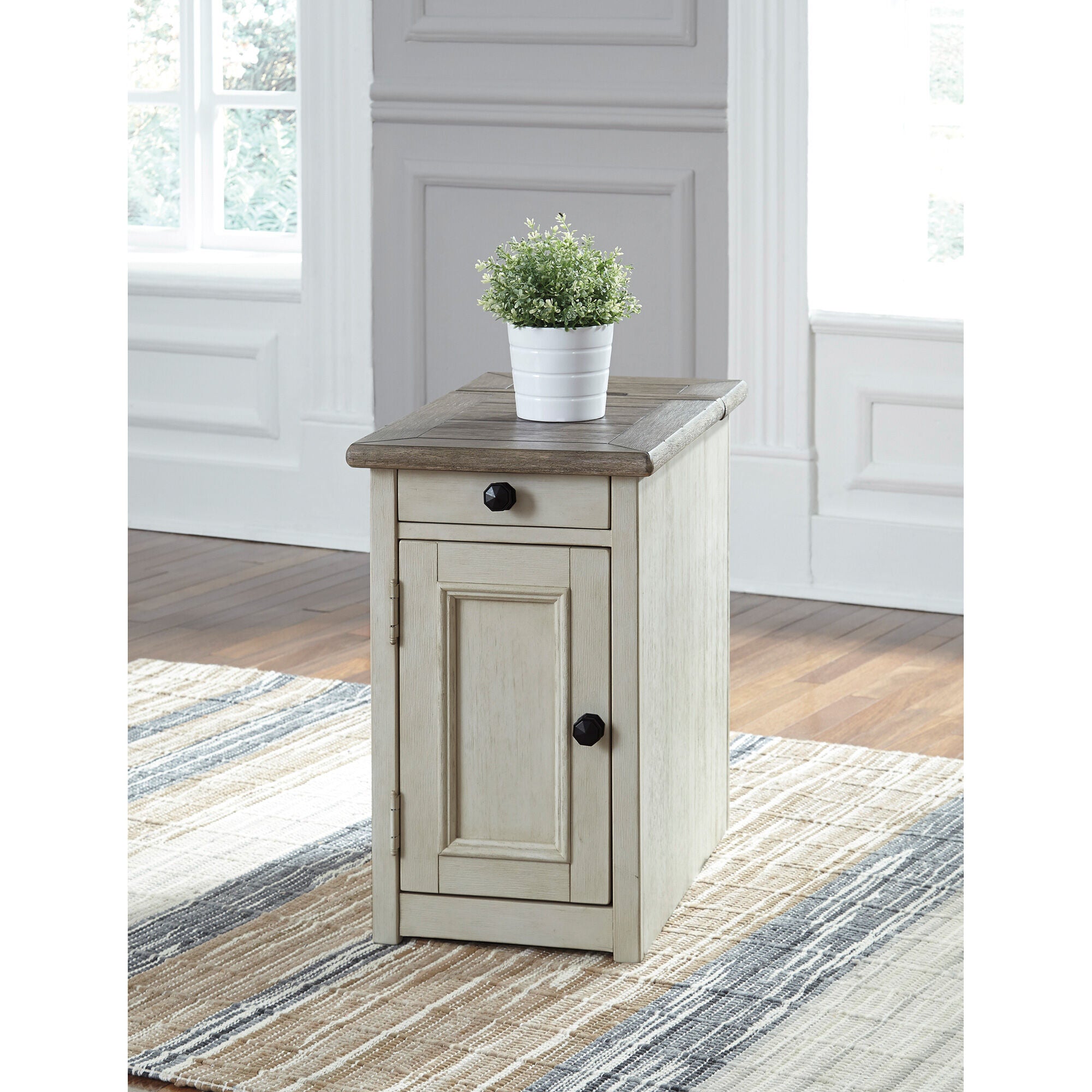 Bolanburg Chairside Table - Stylish and Functional Side Table for Living Room, Bedroom, or Office - Perfect for Holding Lamps, Books, and Drinks
