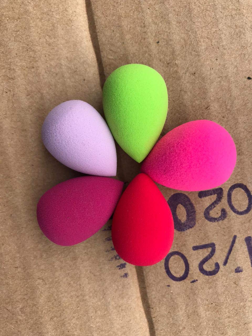 Cosluxe Professional Makeup Artist Mini Beauty Blender 5-in-1 Set - Soft Makeup Sponge Puff for Foundation, Concealer & Powder - Perfect for Travel, On-the-Go Touch Ups & Professional Makeup Application