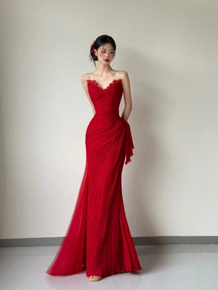 Elegant Mermaid Red Evening Dress for Women - Sexy Formal Party Gown J6472 | Perfect for Prom, Cocktail Parties, Weddings & Special Occasions