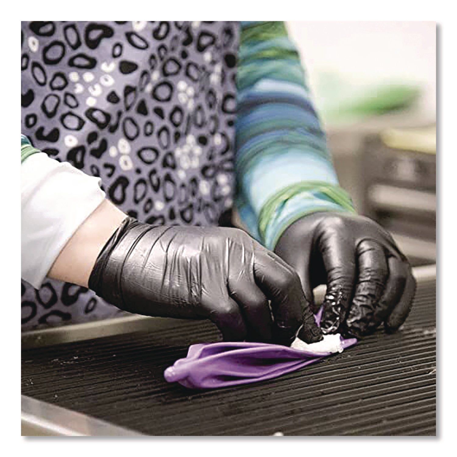AMMEX® Professional Nitrile Exam Gloves - Powder Free, Small Size, Black (100 Gloves per Box) - Ideal for Medical, Dental, Tattoo & Laboratory Use