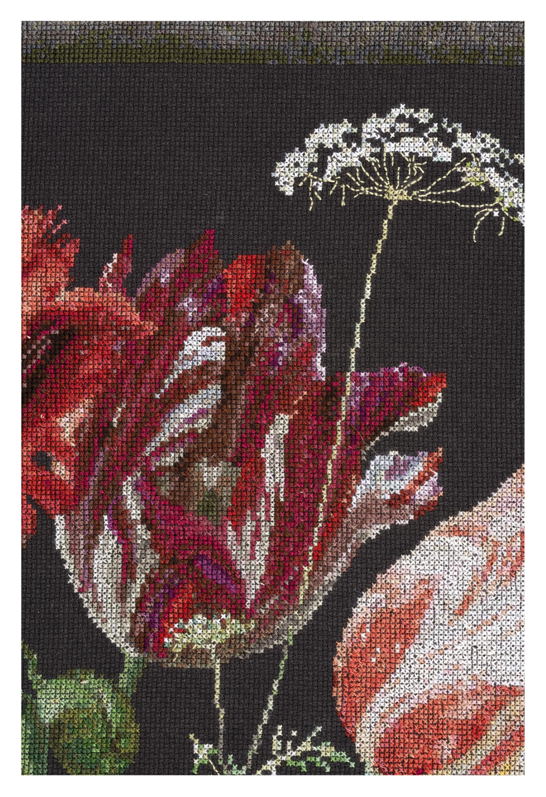 Thea Gouverneur Counted Cross Stitch Kit - Still Life with Flowers in Glass Vase - 18 Count Black Aida Fabric - Complete Embroidery Kit for Adults with DMC Threads & Supplies (785.05) - Perfect for Home Decor, DIY Gifts & Relaxing Craft Projects