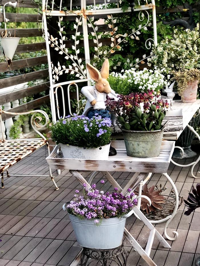 Large Rabbit Statue Flower Pot - Outdoor Garden Decor for Courtyard, Villa & Patio | Unique Housewarming Gift & Gardening Ideas | Perfect for Spring Planting, Easter Decor & Backyard Landscaping