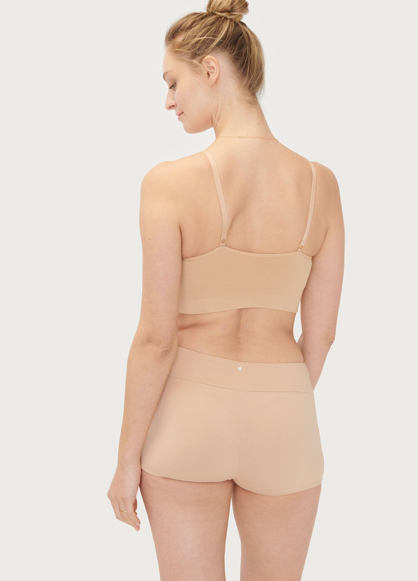 Best Nursing and Pumping Bra for Comfortable Breastfeeding - Hands-Free Pumping & Nursing Bra for Moms - Perfect for Work, Travel, and Daily Use