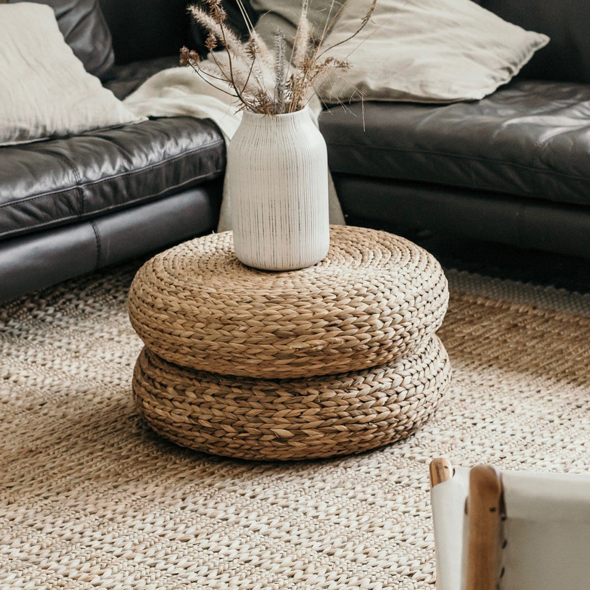 Amare Braided Jute Rug - Natural Fiber Floor Mat for Living Room, Bedroom & Patio - Eco-Friendly Home Decor