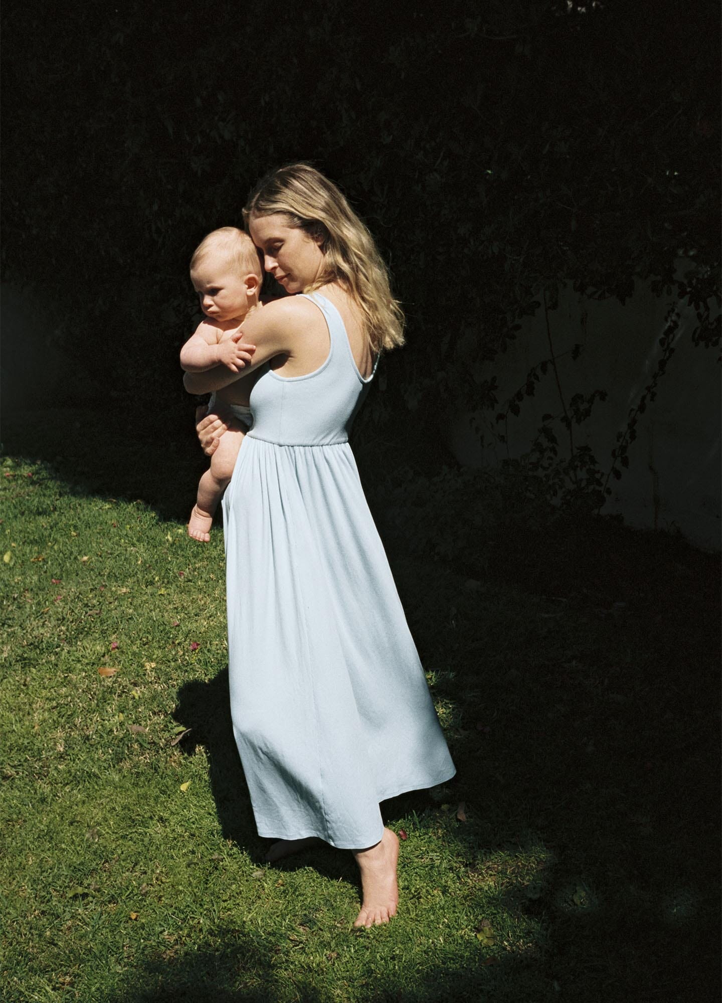 Ultra-Soft Ribbed Nursing Tank Dress for Maternity & Breastfeeding - Comfortable Stretchy Postpartum Wear for Nursing Moms at Home or Outings