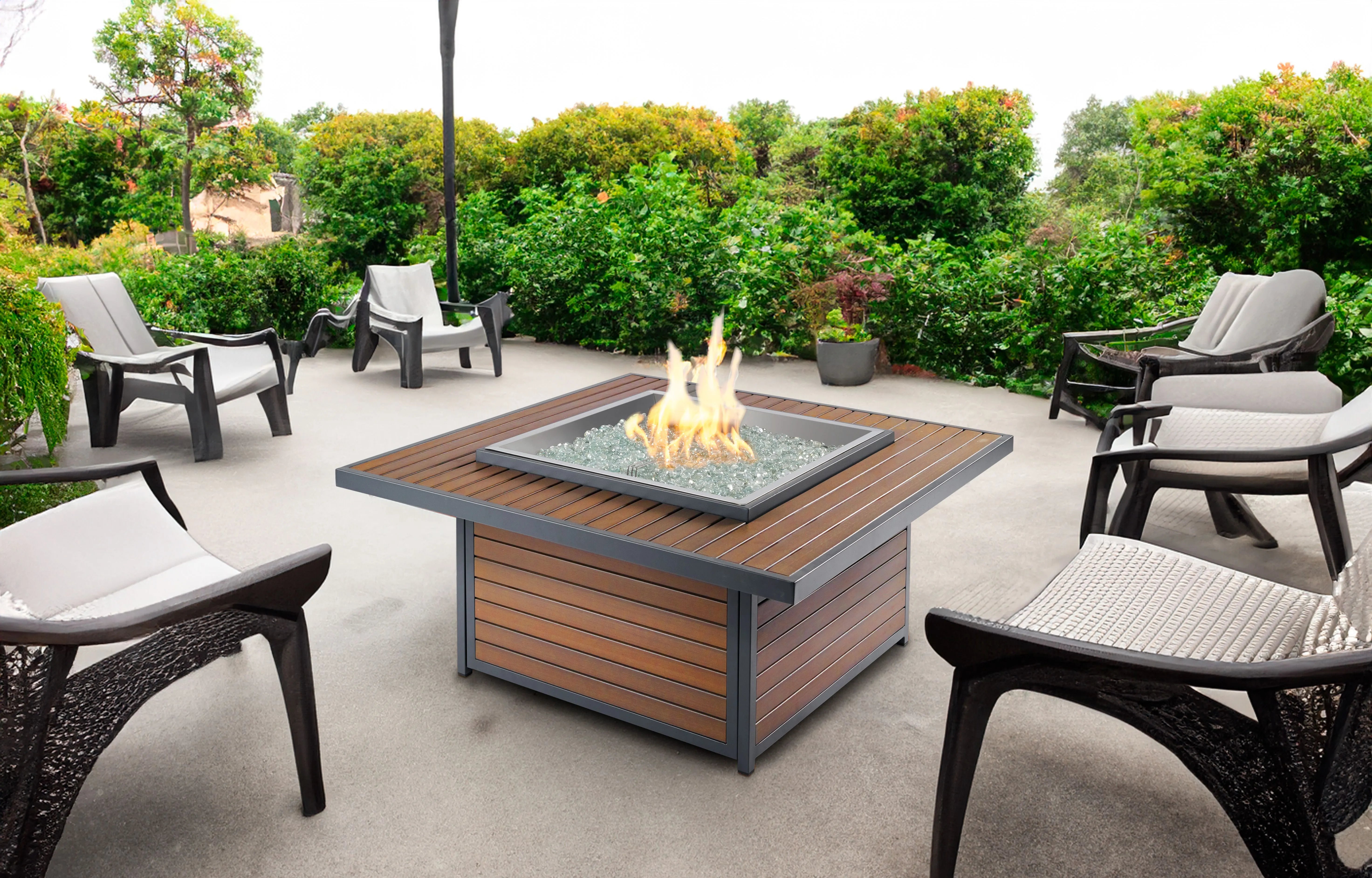 The Outdoor Greatroom Company Kenwood Square 30