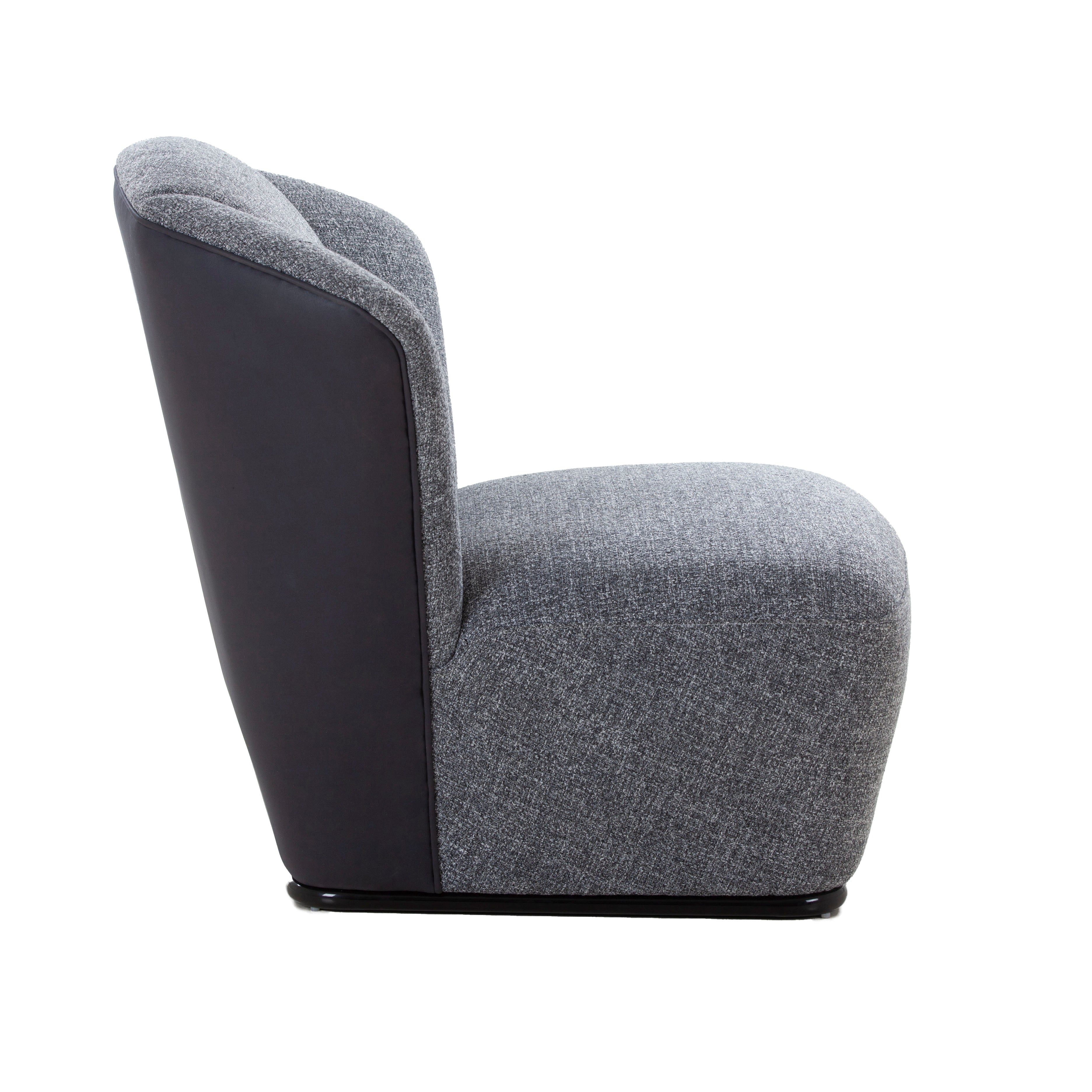 ASTRID Modern Single Seater Sofa - Grey Upholstered Lounge Chair for Living Room, Bedroom & Office - Comfortable Small Space Furniture for Apartments