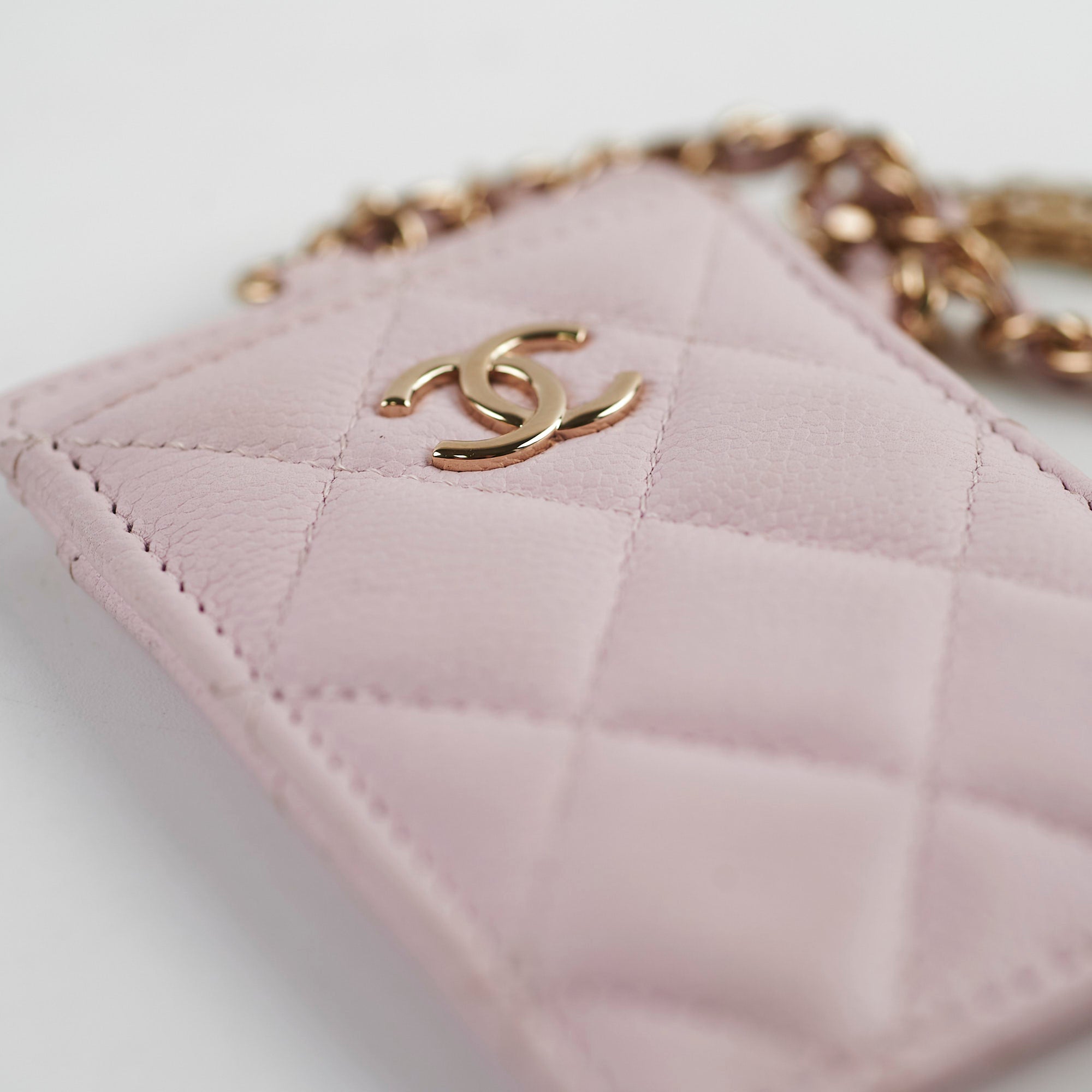 Chanel Caviar Leather Card Holder in Pink - Luxury Compact Wallet for Credit Cards & ID - Perfect for Everyday Use, Travel & Gifting