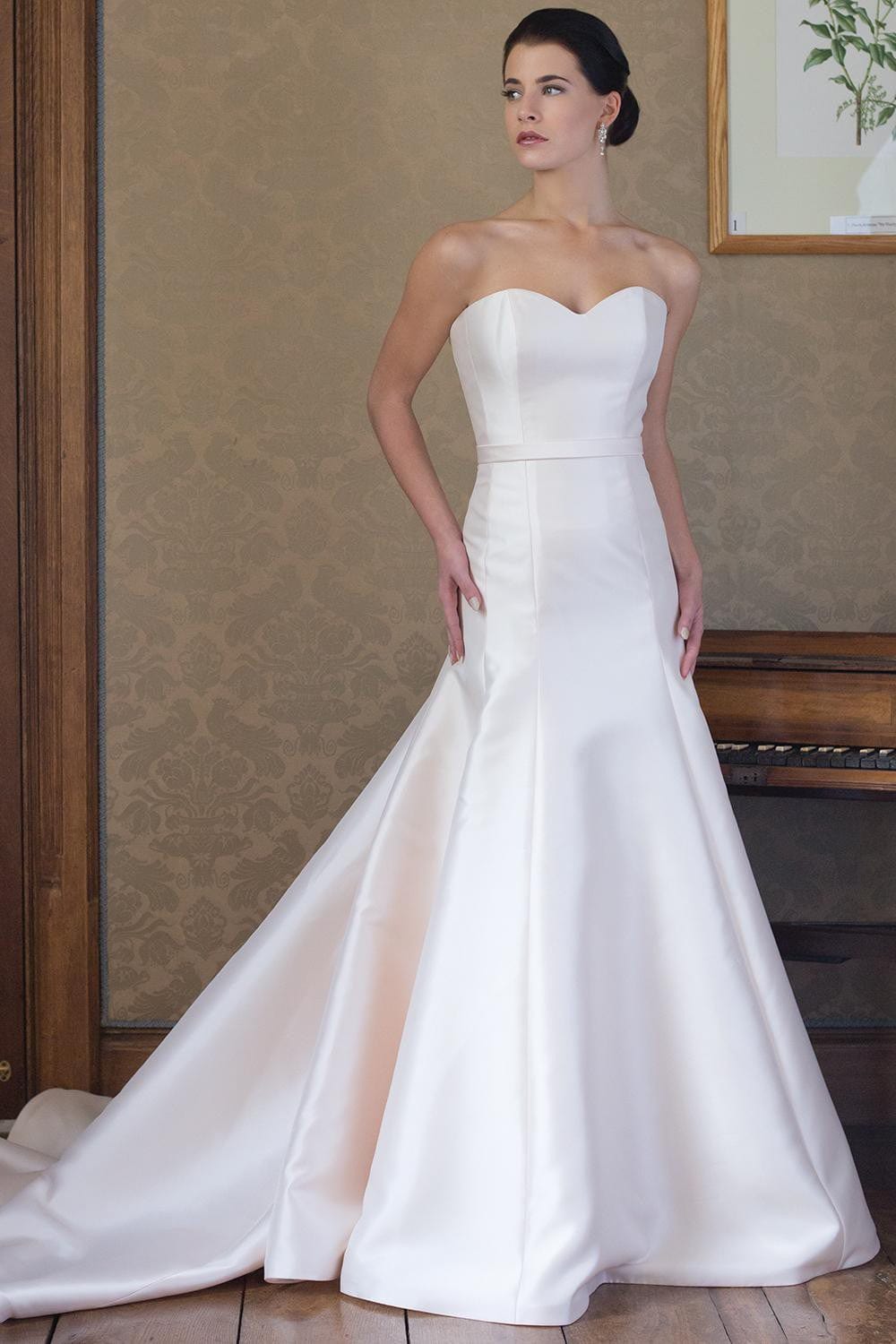 Augusta Jones Rebecca Wedding Dress - Size 12 for Brides, Formal Events & Special Occasions