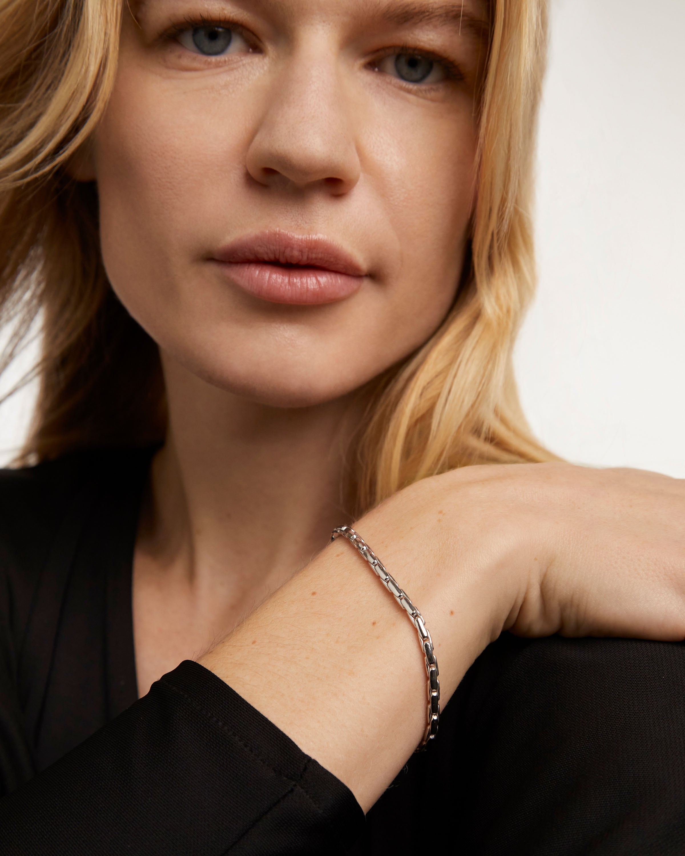 Large Boston Silver Chain Bracelet for Women - Elegant Sterling Silver Jewelry Gift for Birthday, Anniversary & Special Occasions