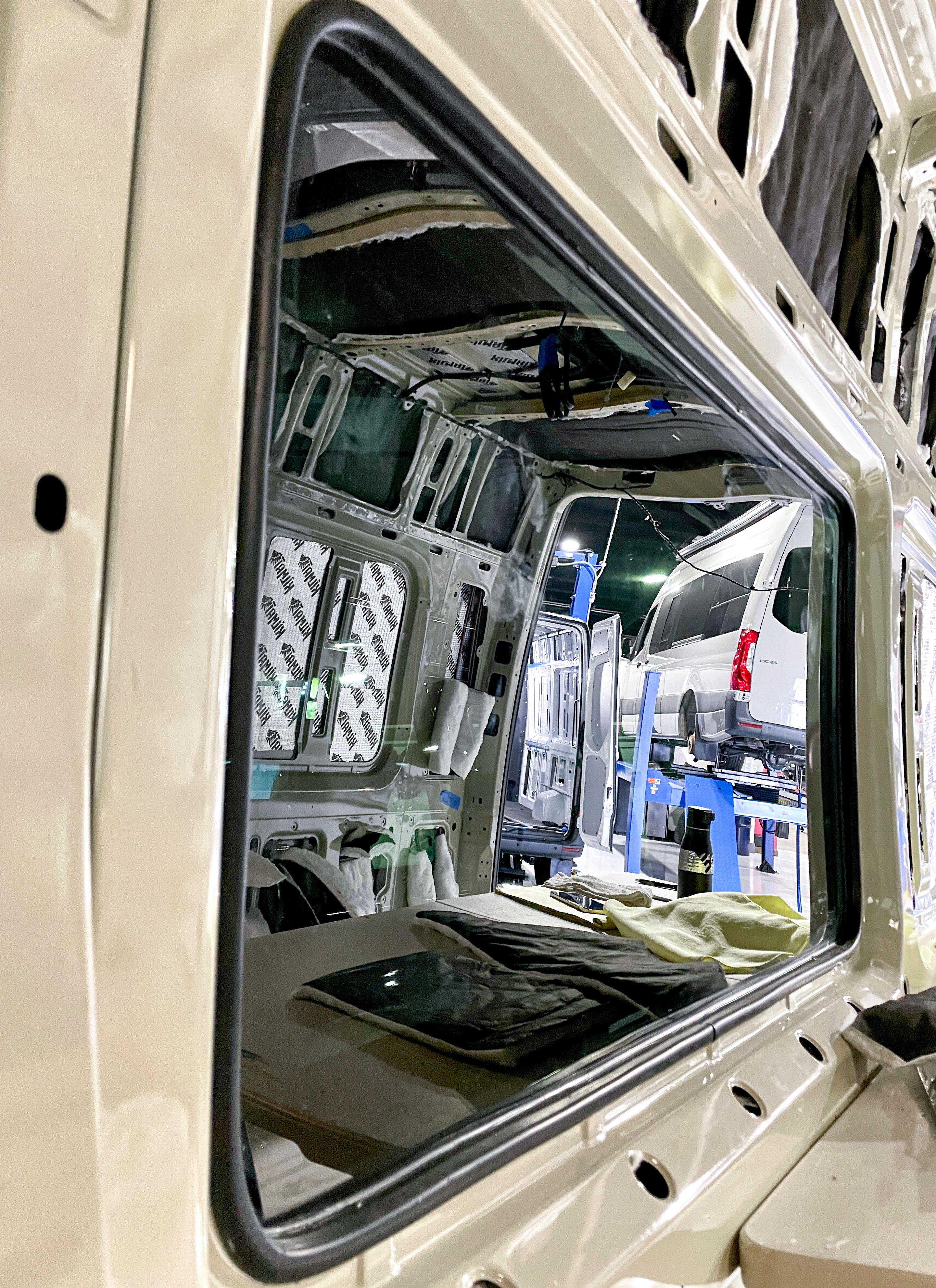 Genuine Mercedes Benz Window Seal Replacement - OEM Quality Weatherstrip for Door & Windshield - Perfect for Sedans, SUVs & Trucks - DIY Auto Repair & Weather Protection