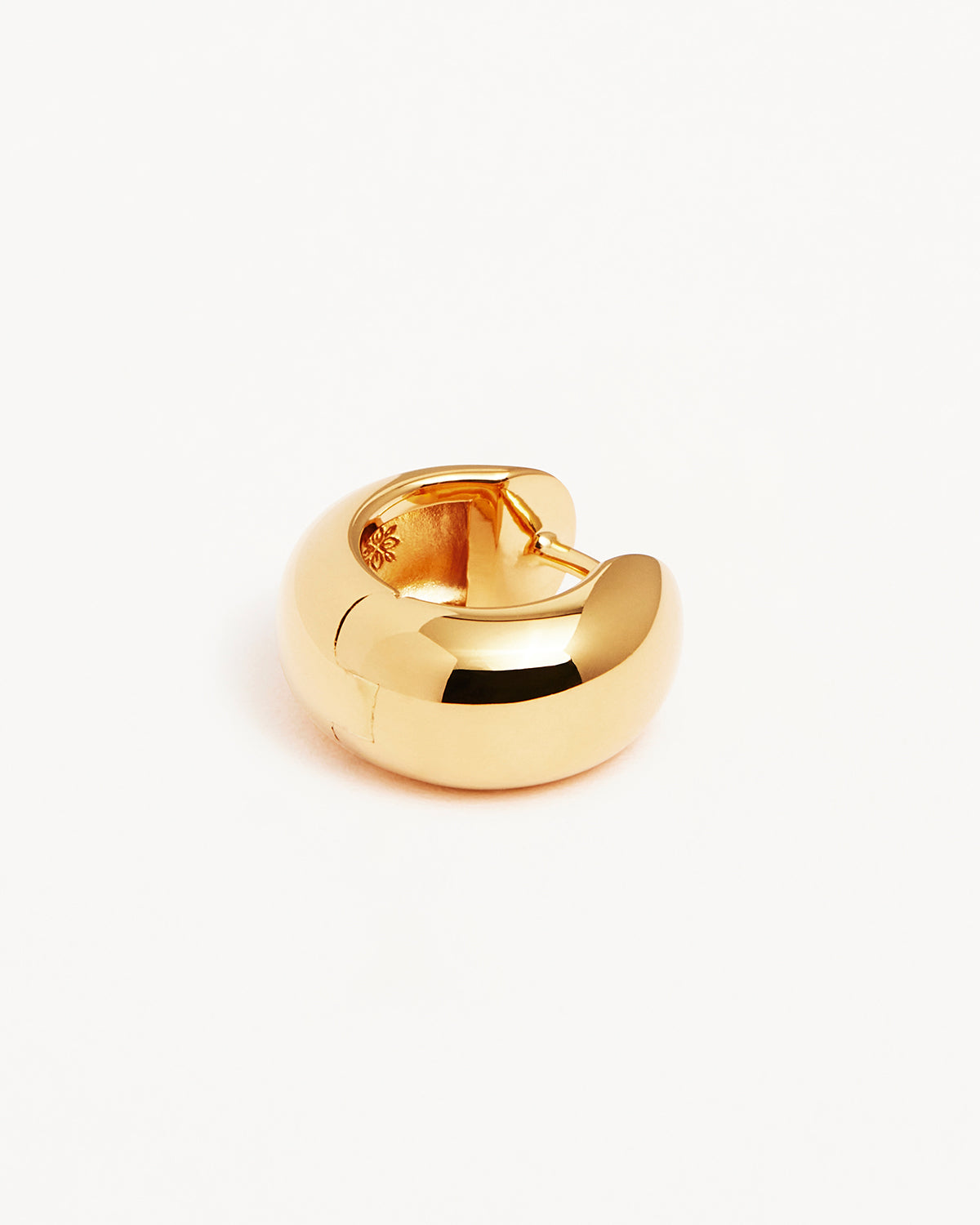 18K Gold Vermeil Bold Huggie Hoops Earrings for Women - Hypoallergenic & Tarnish-Resistant - Perfect for Everyday Wear, Parties & Gifting