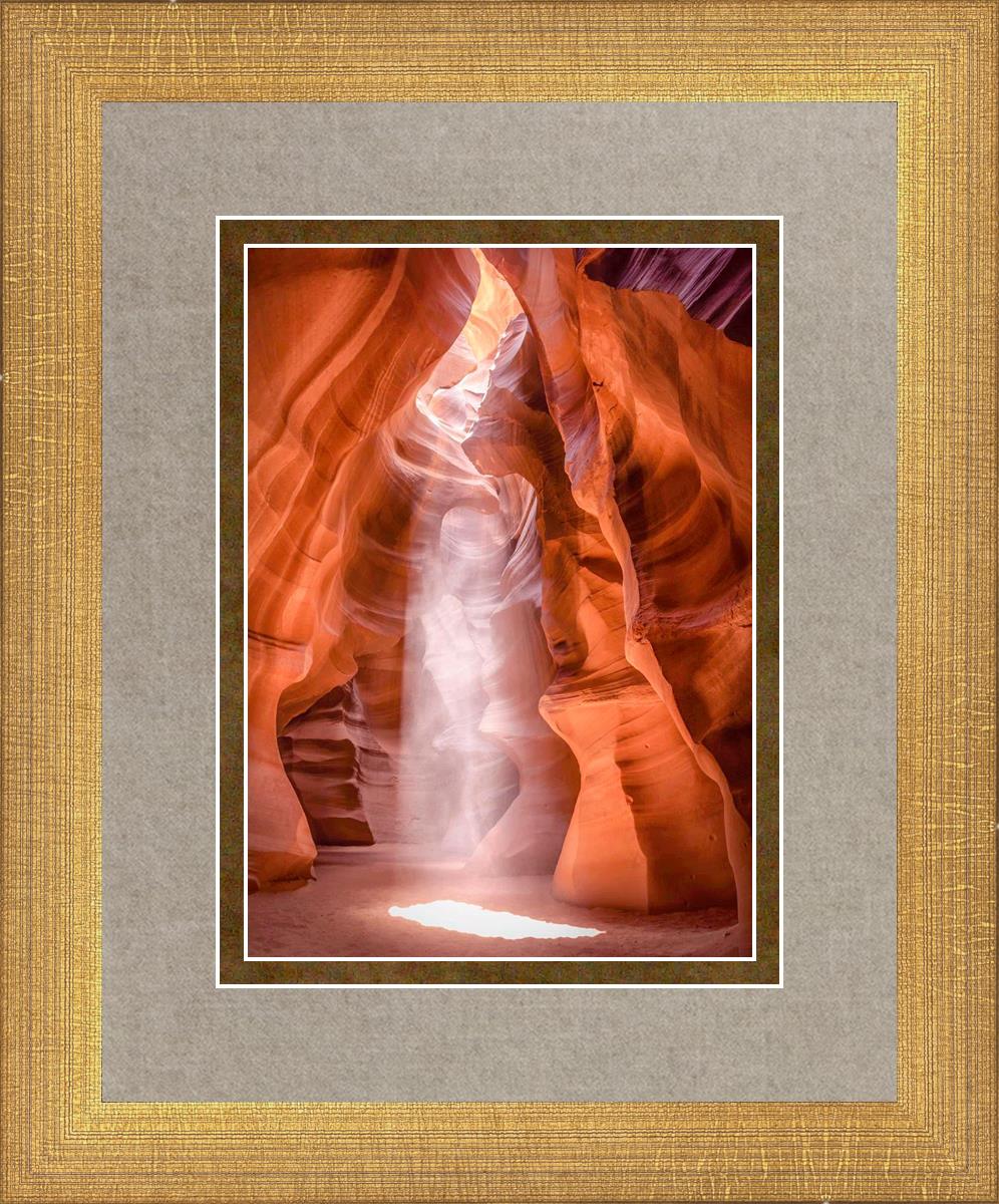 Antelope Canyon Cathedral - Stunning Natural Rock Formation & Photography Spot in Arizona | Perfect for Hiking, Sightseeing & Instagram Travel Photos