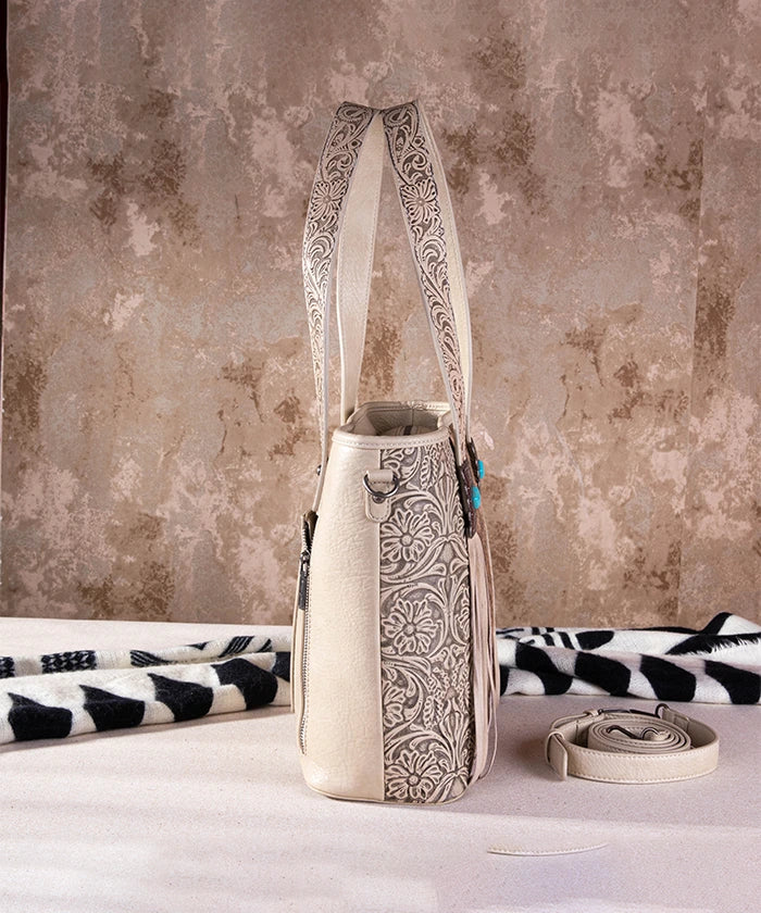 Wrangler Genuine Cowhide Leather Fringe Crossbody Purse for Women - Stylish Concealed Carry Handbag for Everyday Use, Travel & Outdoor Adventures