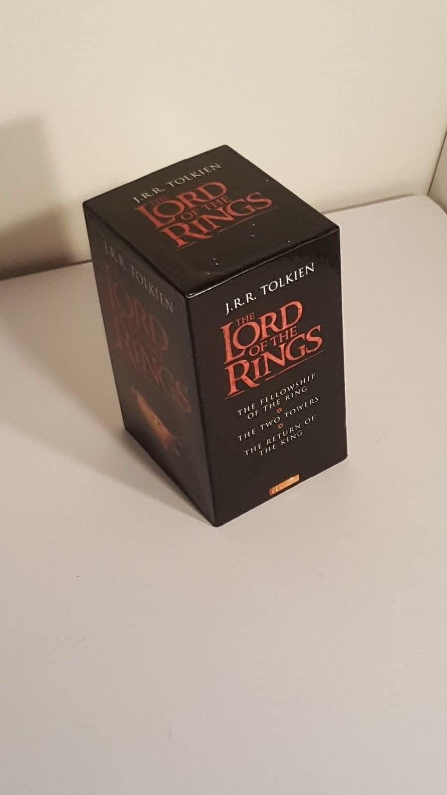 The Lord of the Rings Complete Book Set - Epic Fantasy Novel Series by J.R.R. Tolkien | Perfect for Fantasy Lovers, Book Collectors & Gift Giving