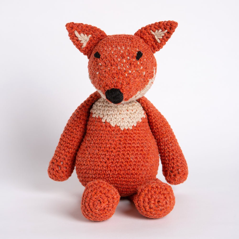 Finn Fox Crochet Kit for Beginners - Complete DIY Amigurumi Crochet Set with Yarn, Hook & Instructions - Perfect for Crafting, Gifts & Home Decor