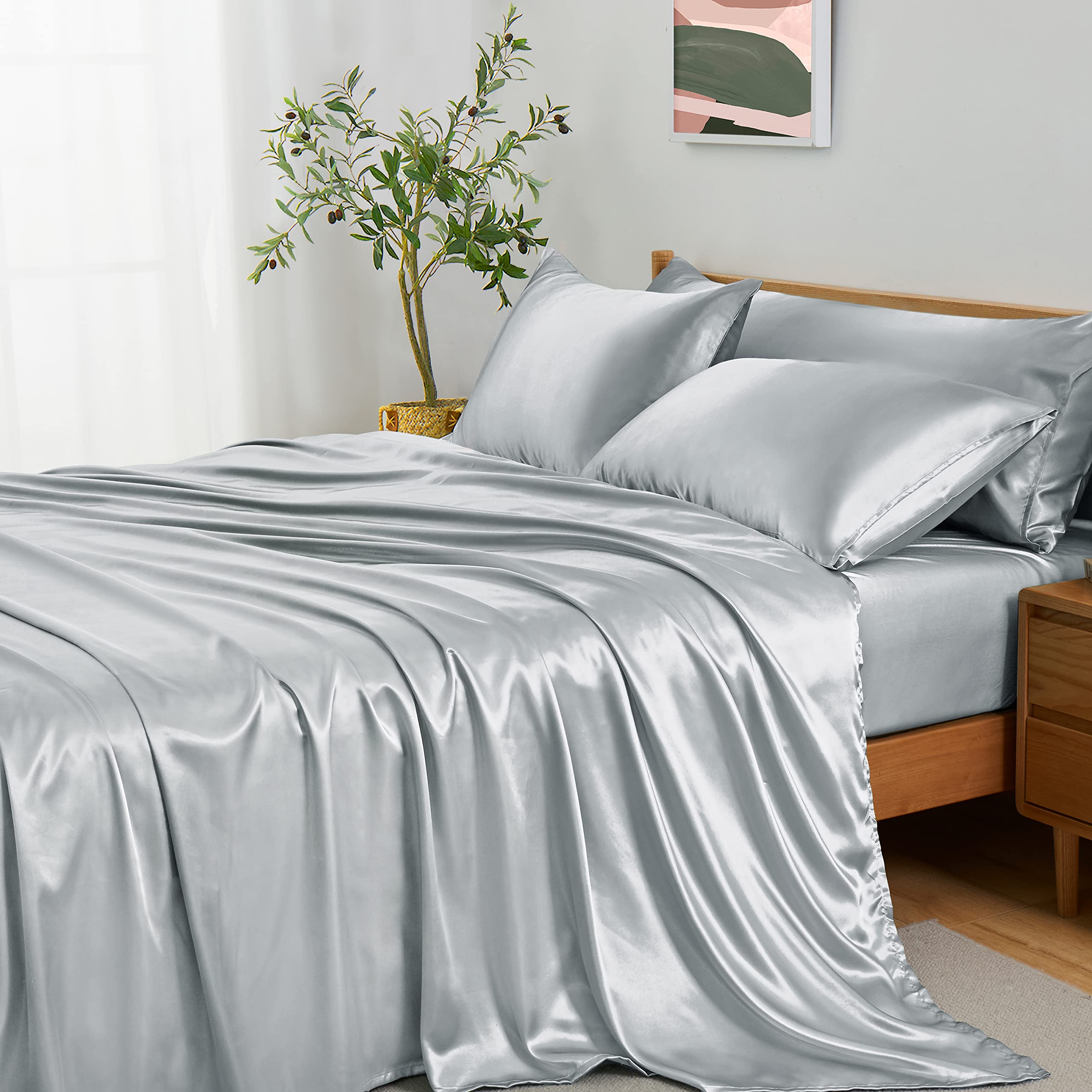 Entisn 5-Piece Silky Satin Sheet Set - King Size Luxury Bedding in Grey | Ultra Soft & Breathable Satin Sheets Includes 1 Fitted Sheet, 1 Flat Sheet & 3 Pillowcases | Perfect for Master Bedroom, Guest Room & Hotel Style Decor
