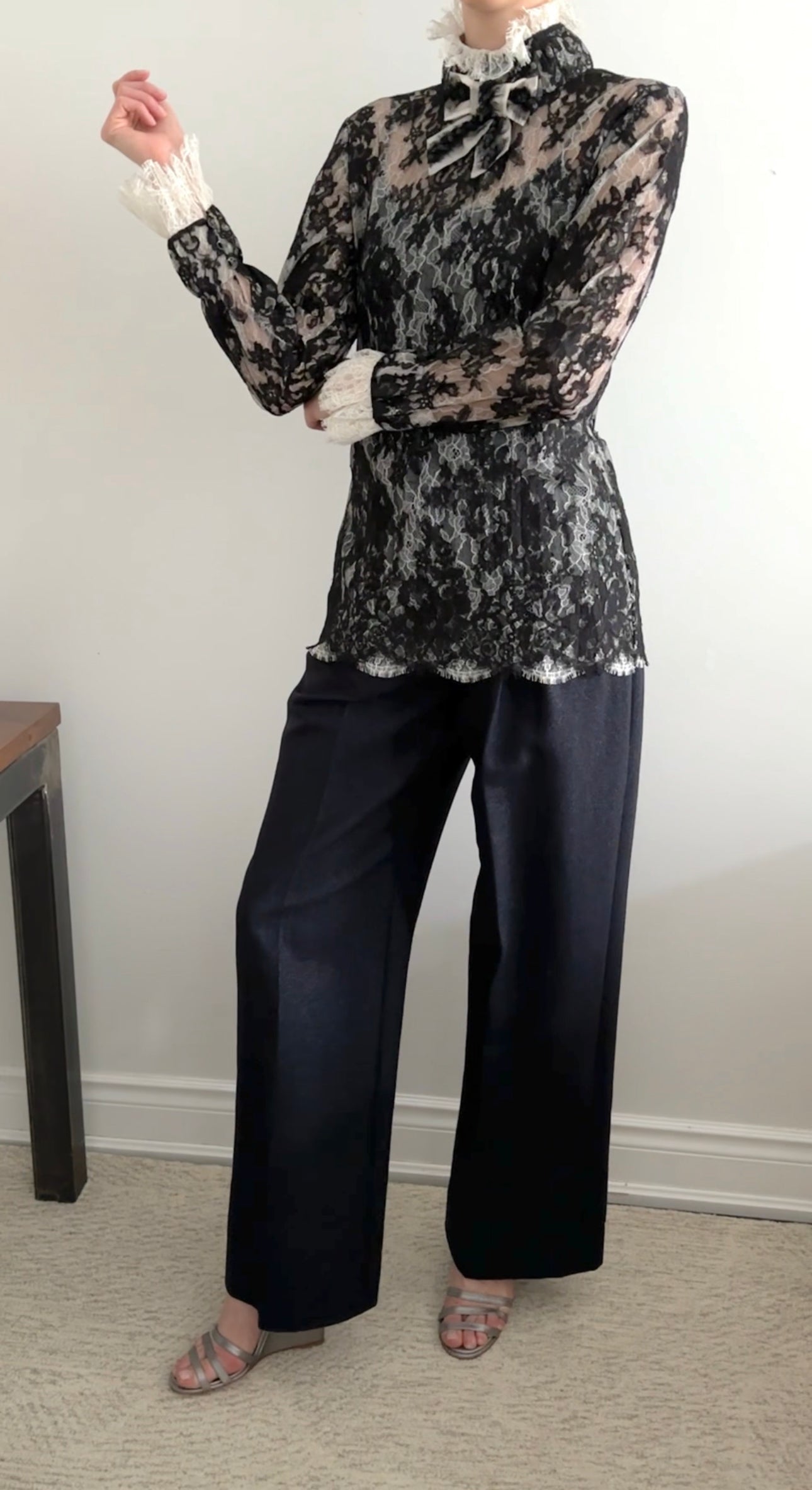 Chanel Pre Fall 2015 Runway Black and White Lace Blouse Women's Size FR38/S - Elegant Office Wear & Evening Party Top