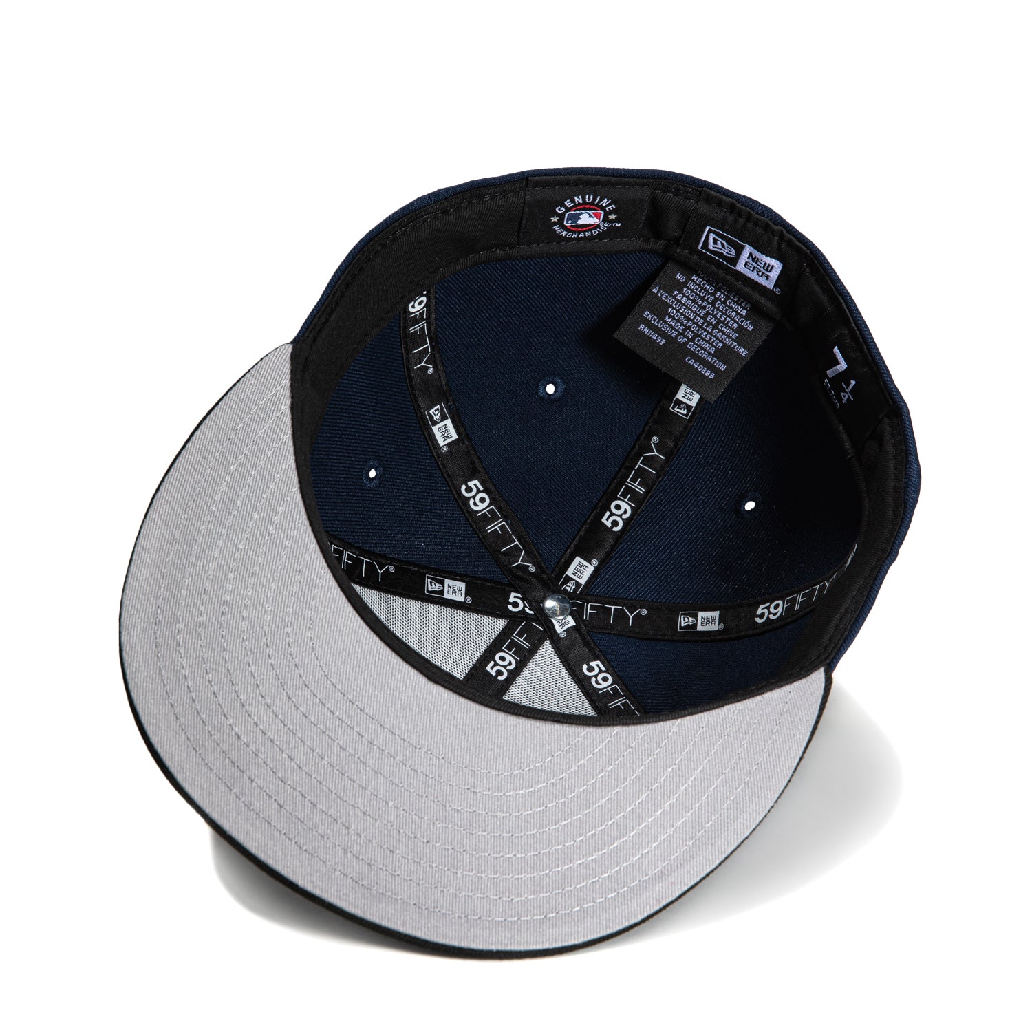 New Era 59Fifty Seattle Mariners Ken Griffey Jr. Patch Baseball Cap - Navy & Black Snapback Hat for Men | MLB Officially Licensed | Perfect for Baseball Games, Fan Collections & Streetwear Fashion