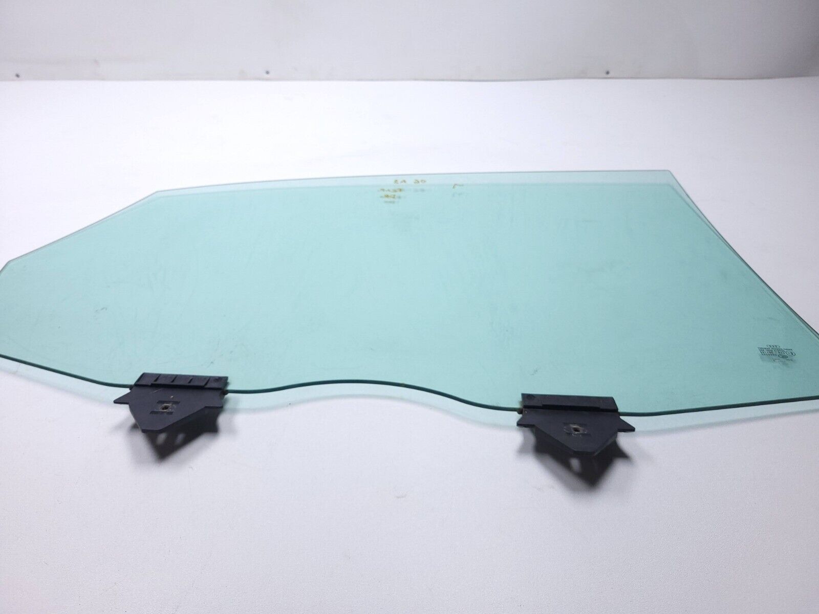 2004-2009 Audi A8L Rear Left Driver Side Door Window Glass Replacement - OEM Quality for Smooth Operation & Enhanced Safety - Perfect for Car Repairs & Auto Glass Replacement