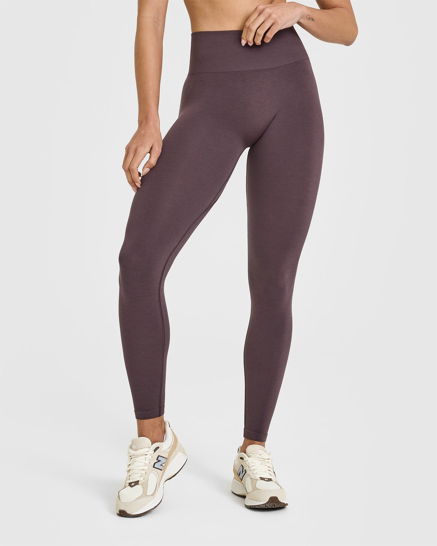 Effortless Seamless Leggings for Women - Comfortable High Waist Yoga Pants in Umber Brown | Perfect for Workouts, Lounge & Everyday Wear