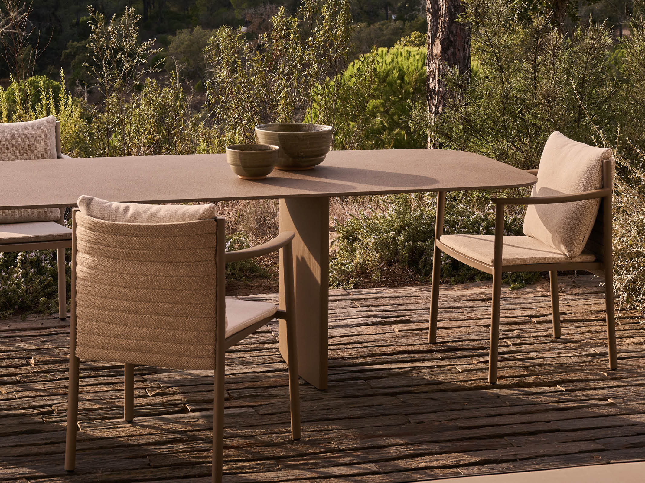 Lucca Modern Dining Chair - Mid Century Wooden Kitchen Chairs Set of 2 - Comfortable Upholstered Seat for Dining Room, Breakfast Nook & Home Office