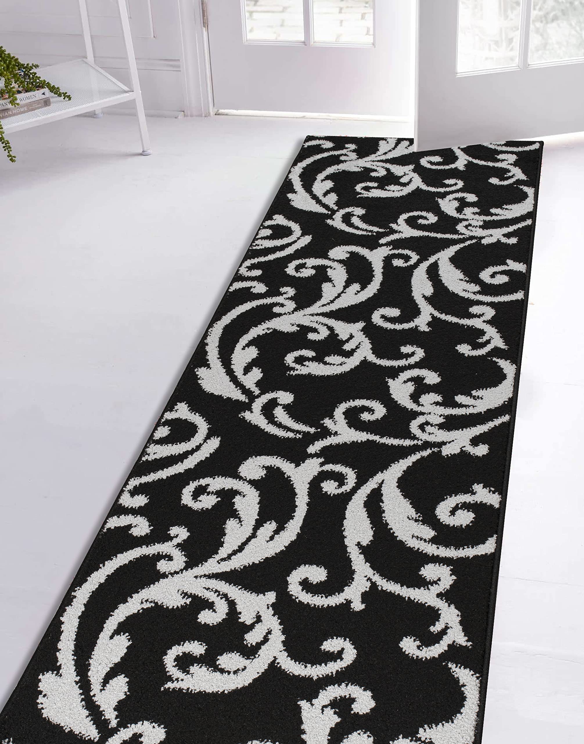 **Pet-Friendly Stain-Resistant Anti-Slip Non-Adhesive Durable Frieze Runner Rug - 31