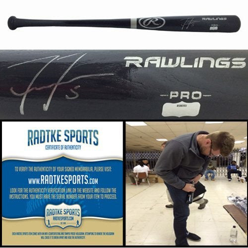 Freddie Freeman Autographed Atlanta Braves Official Rawlings Pro Black MLB Baseball Bat - Perfect for Collectors, Fans, and Sports Memorabilia Displays