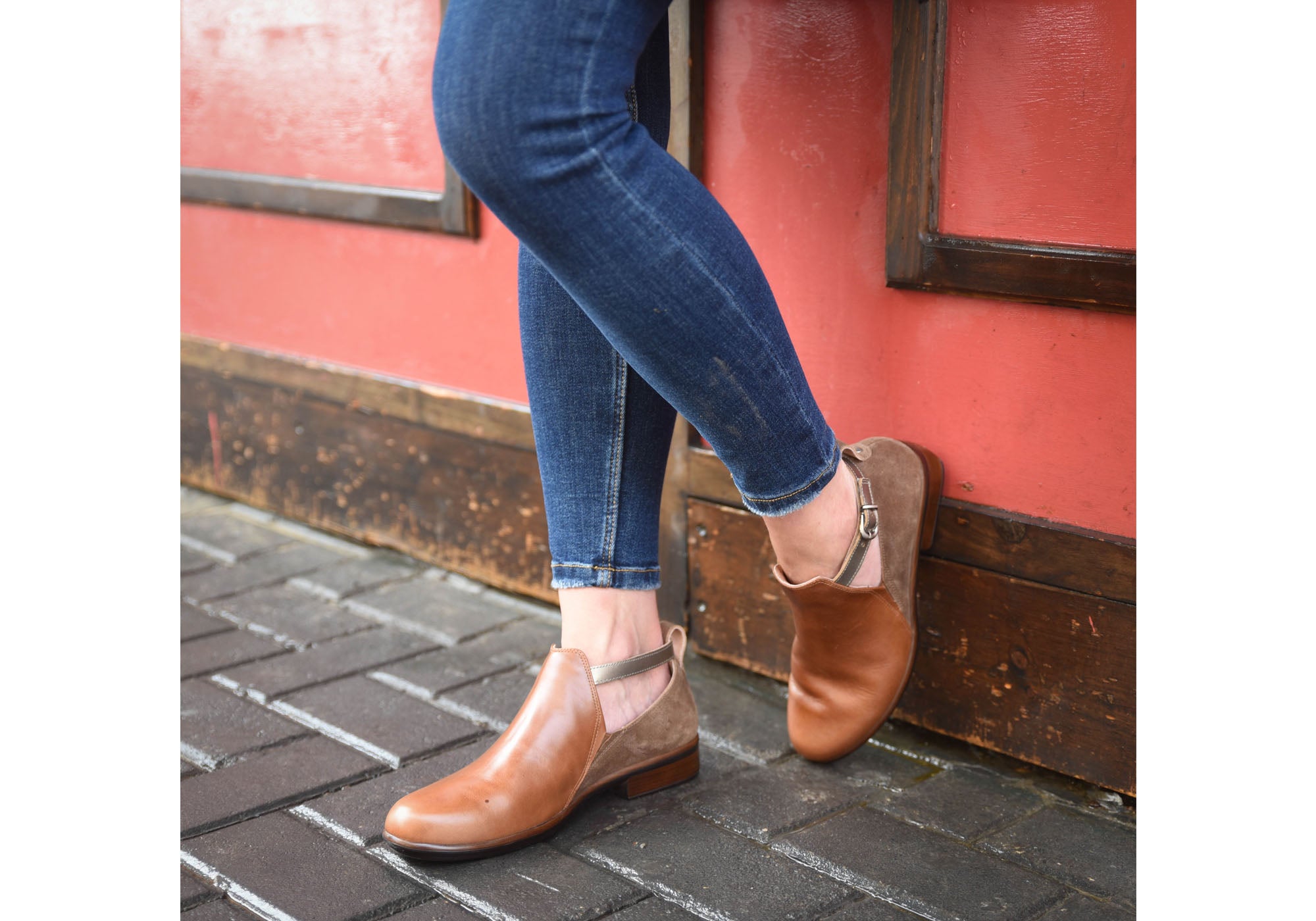Naot Kamsin Women's Leather Ankle Boots - Comfortable & Supportive Footwear for Walking, Travel & Everyday Wear