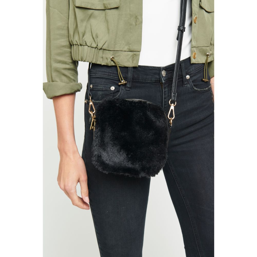 Stylish Sylvester Crossbody Bag for Women - Trendy Leather Shoulder Purse with Adjustable Strap, Perfect for Daily Use, Travel & Shopping
