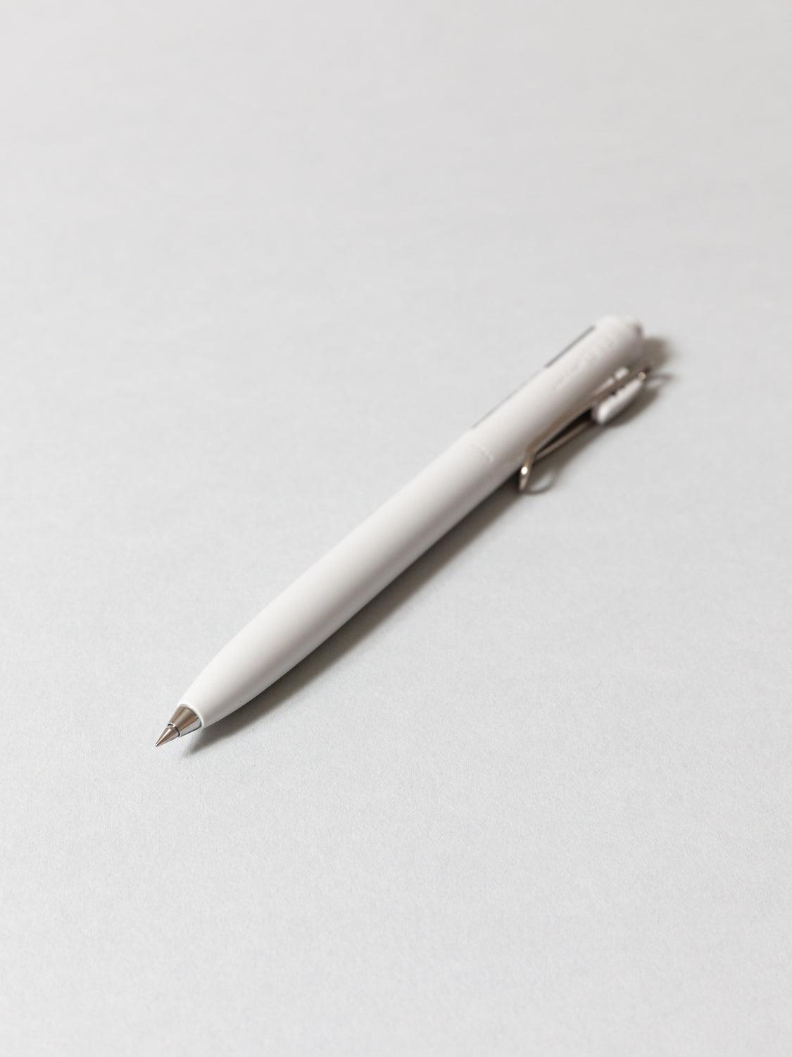 Uni-Ball One Gel Pen - Smooth Writing, No-Smear Ink - Perfect for Office, School & Note-Taking (Black Ink, 0.7mm)