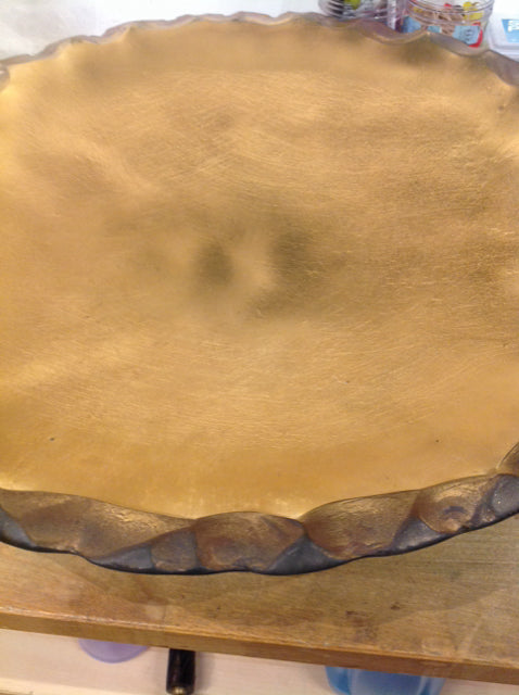 22 oz Gold Scallop Edge Decorative Serving Bowl - Elegant Dining & Party Tableware for Salads, Snacks & Desserts